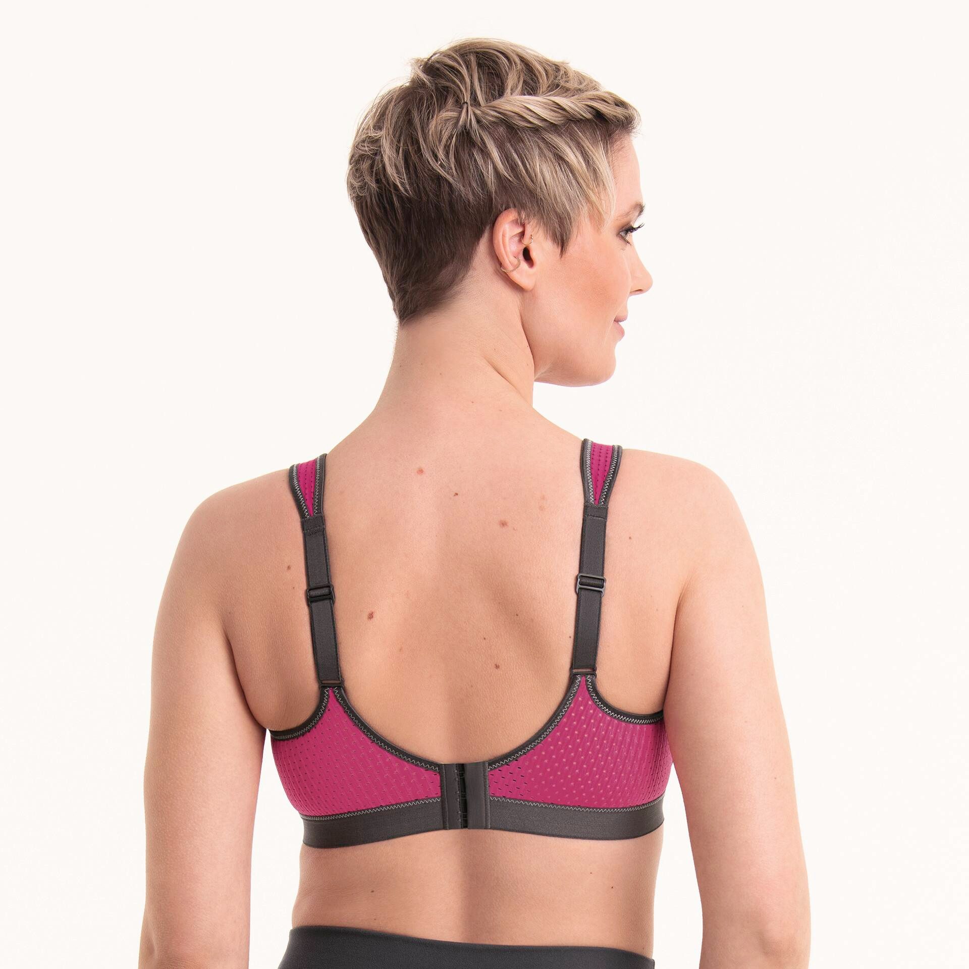 Anita Active Sport-BH Performance Cup A-E, vorgeformte Cups, verstellbare Träger, atmungsaktiv, nahtlos