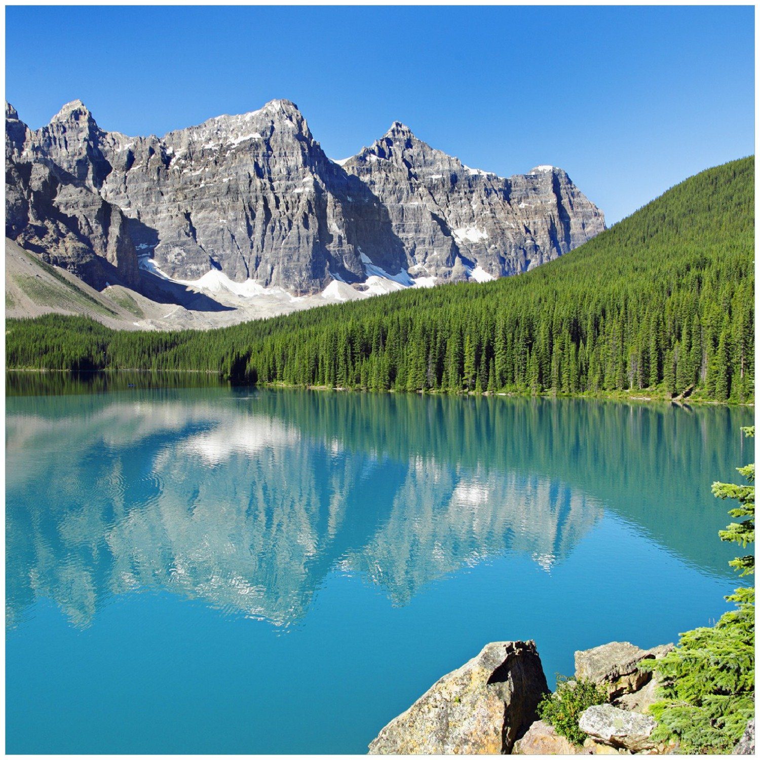 Wallario Memoboard Tiefblauer See mit Bergpanorama und Wäldern  Kanada