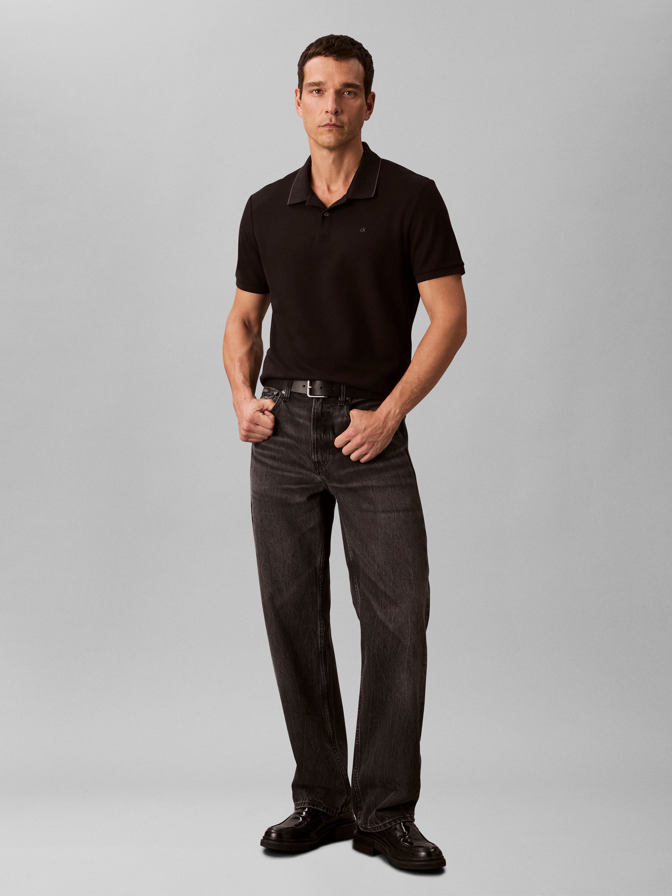Calvin Klein Jeans Poloshirt SS RFND PQ TPPD CLSS Mit Rundhalsausschnitt – Bild 5 von 5