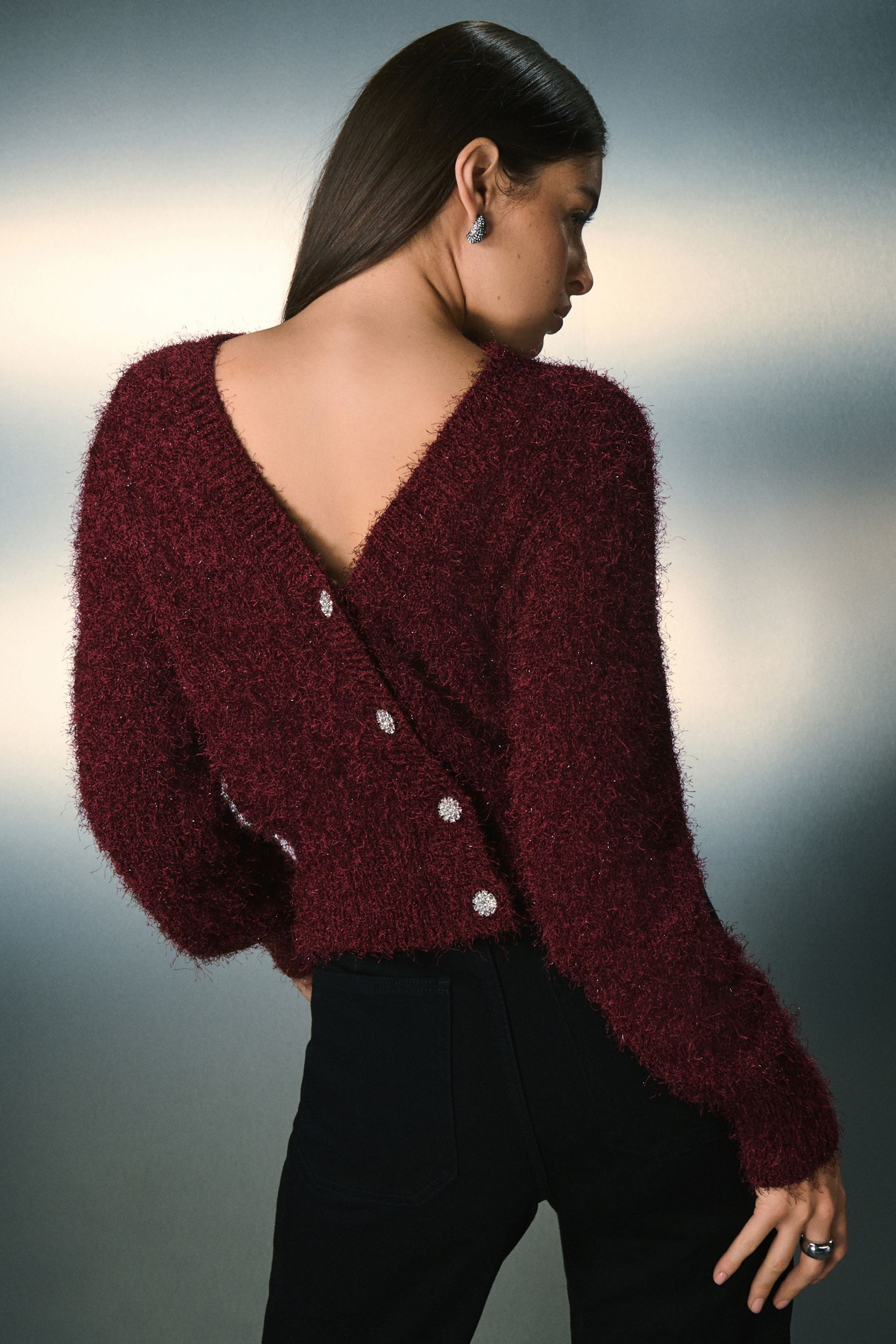 Next V-Ausschnitt-Pullover Funkelnde Wende-Strickjacke mit V-Ausschnitt (1-tlg)