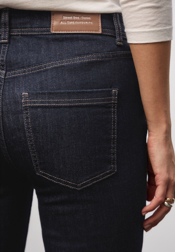 STREET ONE Bequeme Jeans STREET ONE / Da.Jeans / QR Style Bootcut,hw,rinsed