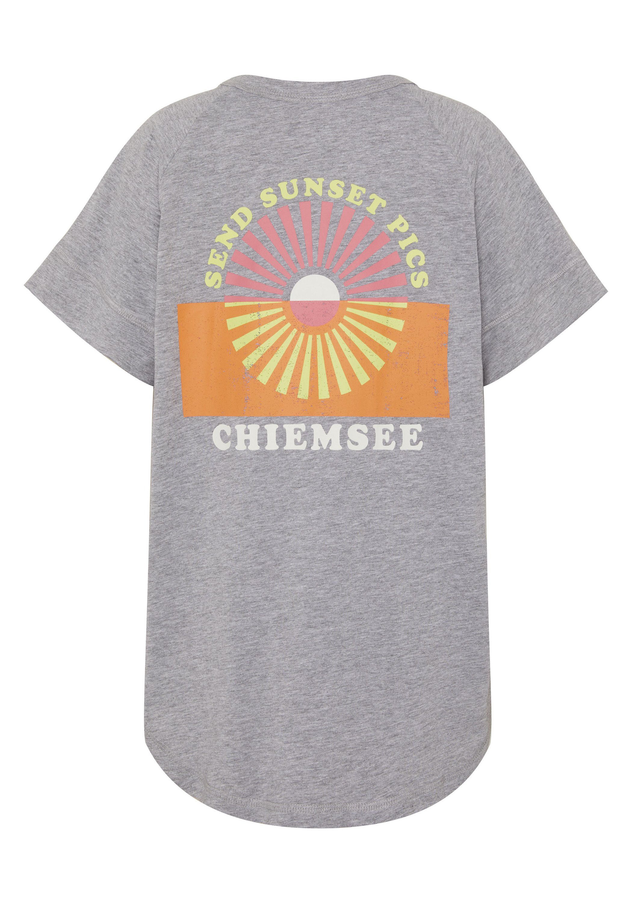 Shirt 1 aus 17-4402M Jersey Neutral Gray mit Print-Shirt Print Melange Chiemsee