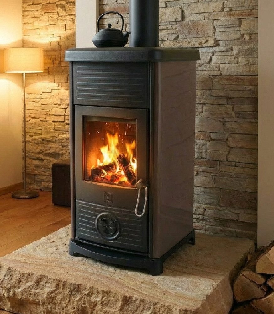 Plamen Kaminofen Maestral N braun Herdplatte, 6,50 kW – Bild 4 von 4