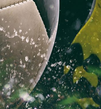 MyMaxxi Dekorationsfolie Türtapete Fußball Spiel auf Rasen Türbild Türaufkleber Folie