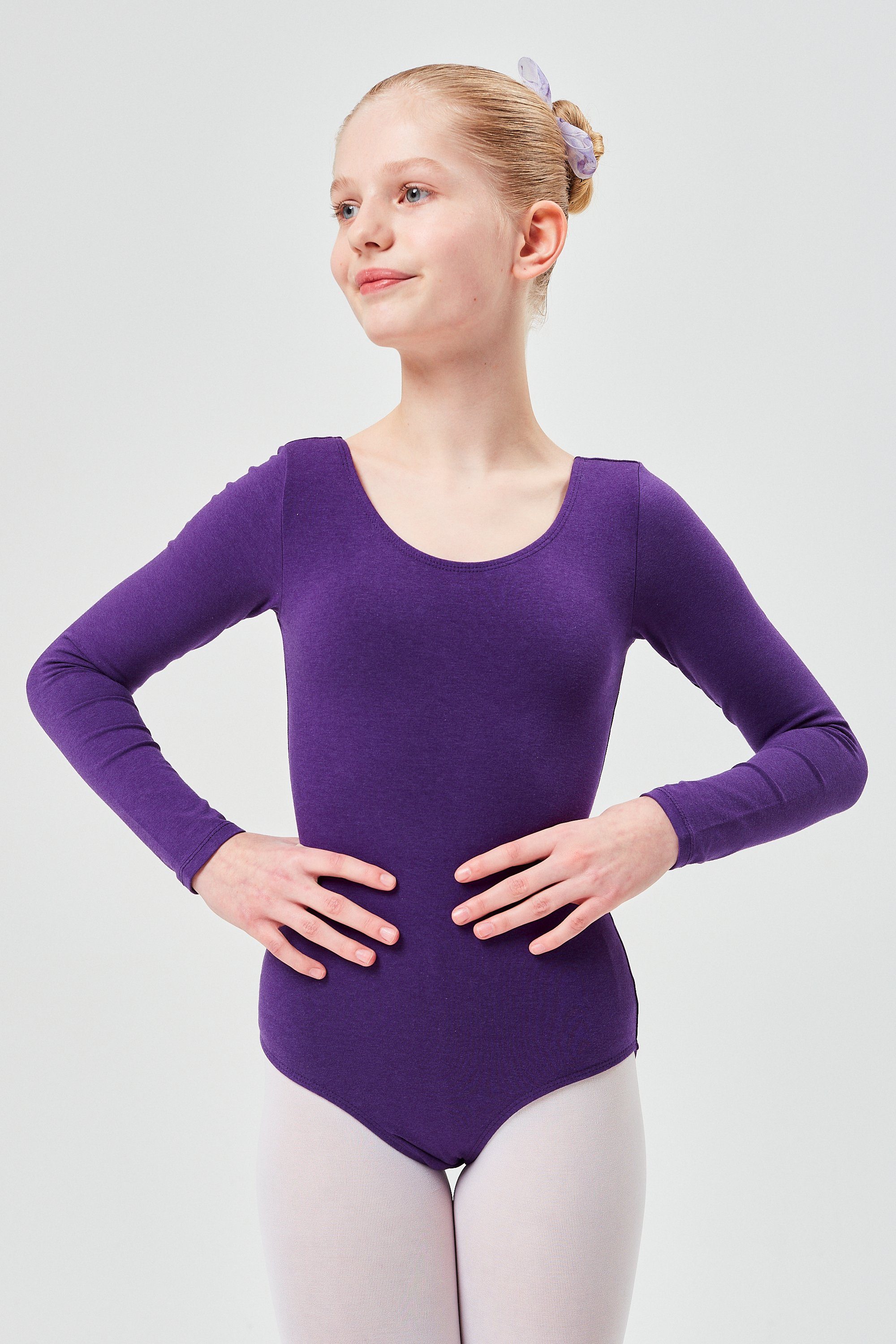 tanzmuster Body Ballettbody Lilly aus weichem Baumwollmischgewebe Langarm Trikot fürs Kinder Ballett lila