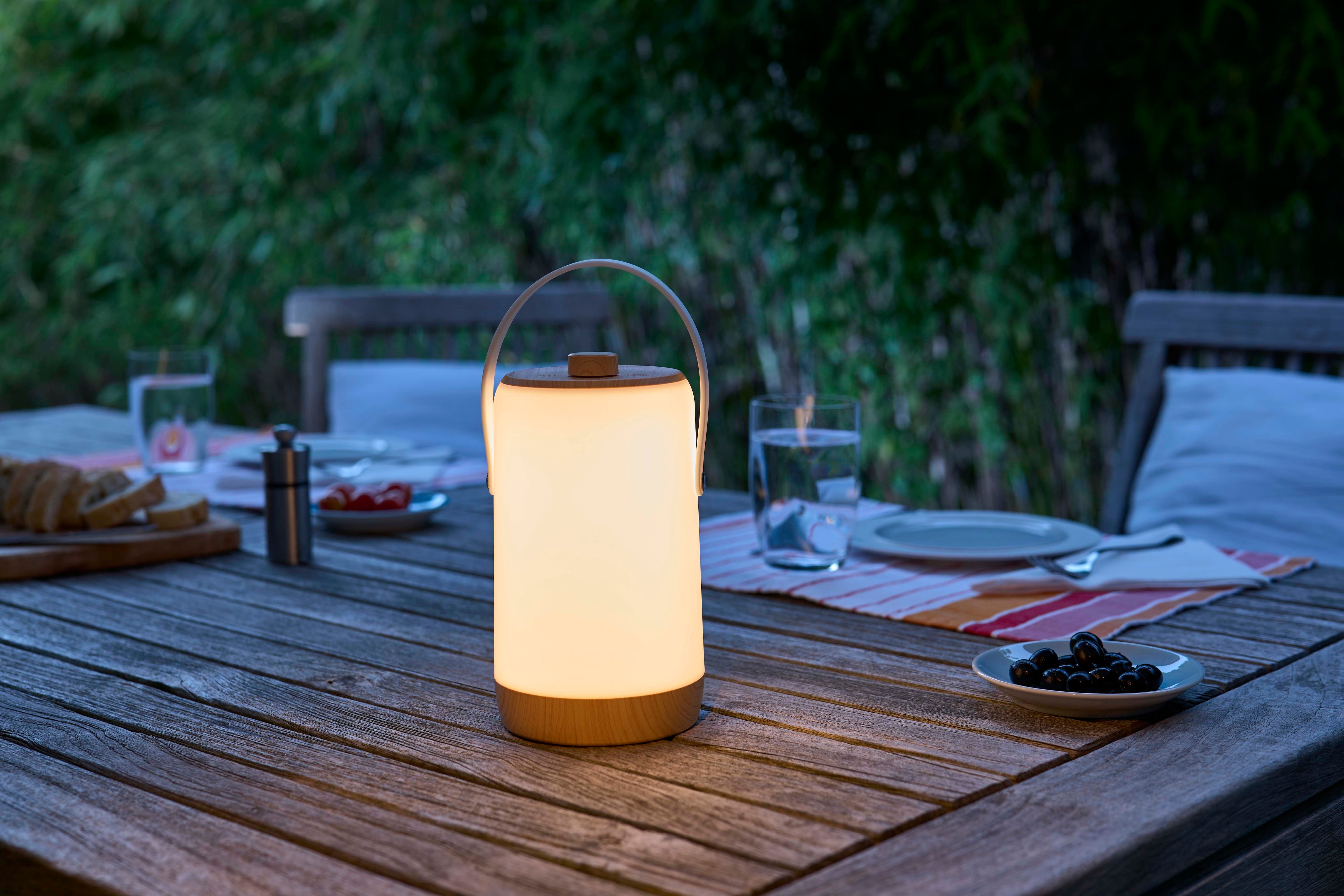 Northpoint LED Laterne Akku Innen Außen Dimmdrehknopf RGBW Soundsensor Lichteffekte – Bild 5 von 5