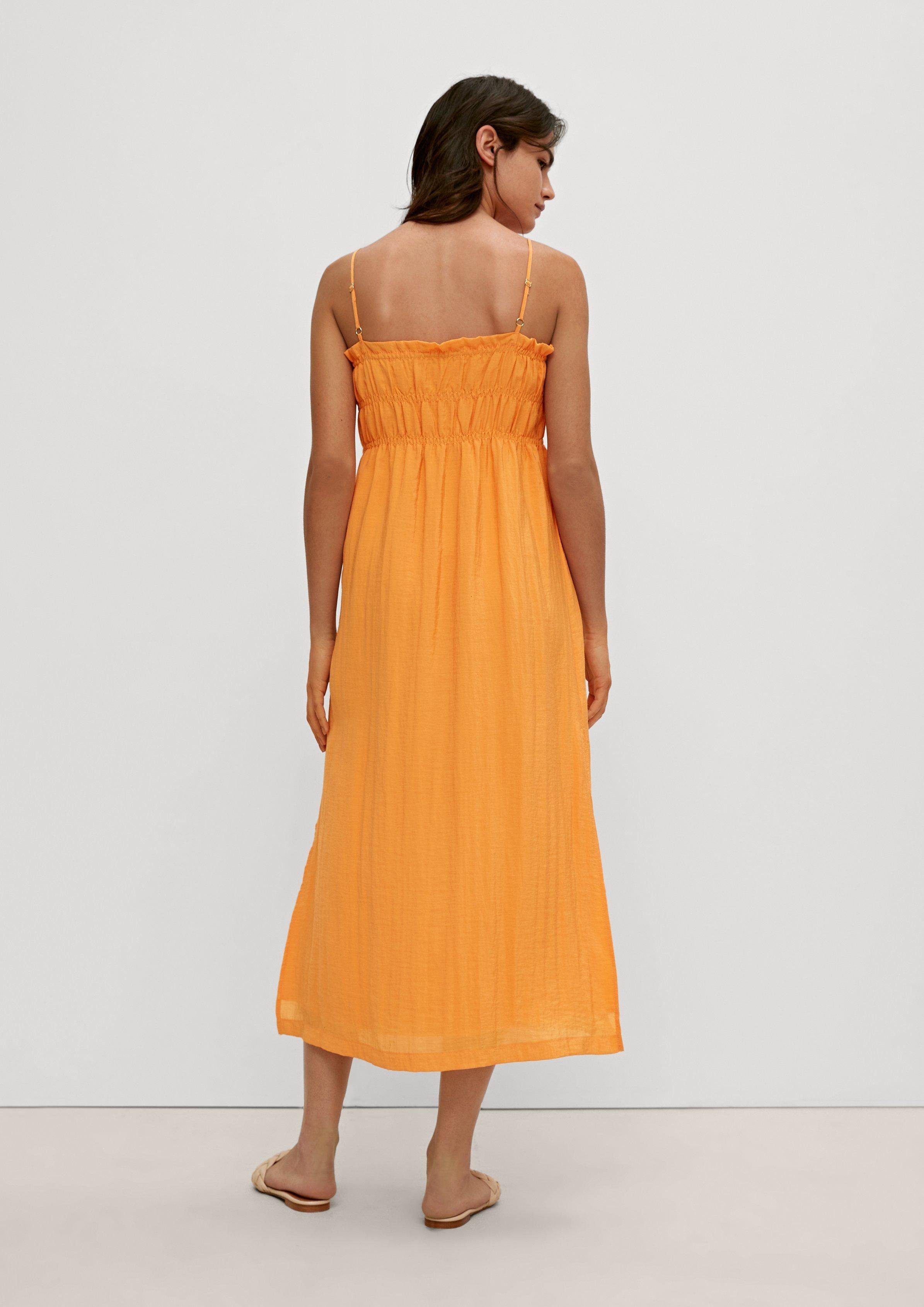 Comma Maxikleid Midi-Kleid mit Rüschendetail Rüschen peach Raffung, frozen