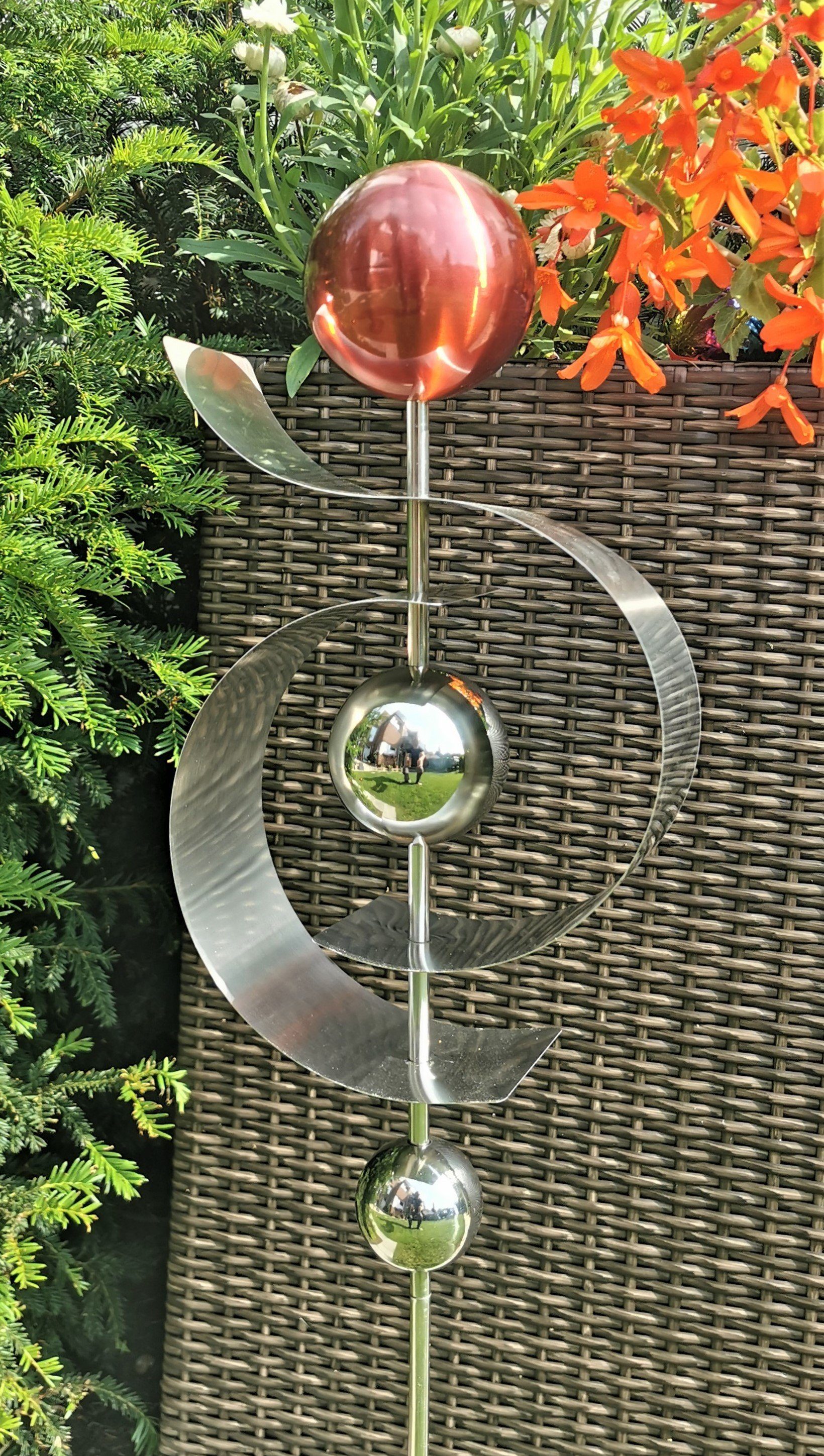 Jürgen Bocker Garten-Ambiente Gartenstecker Skulptur Jupiter Edelstahl Kugel rot matt gebürstet 100 cm Beetstecker Gartenstecker Rosenkugel Dekostecker