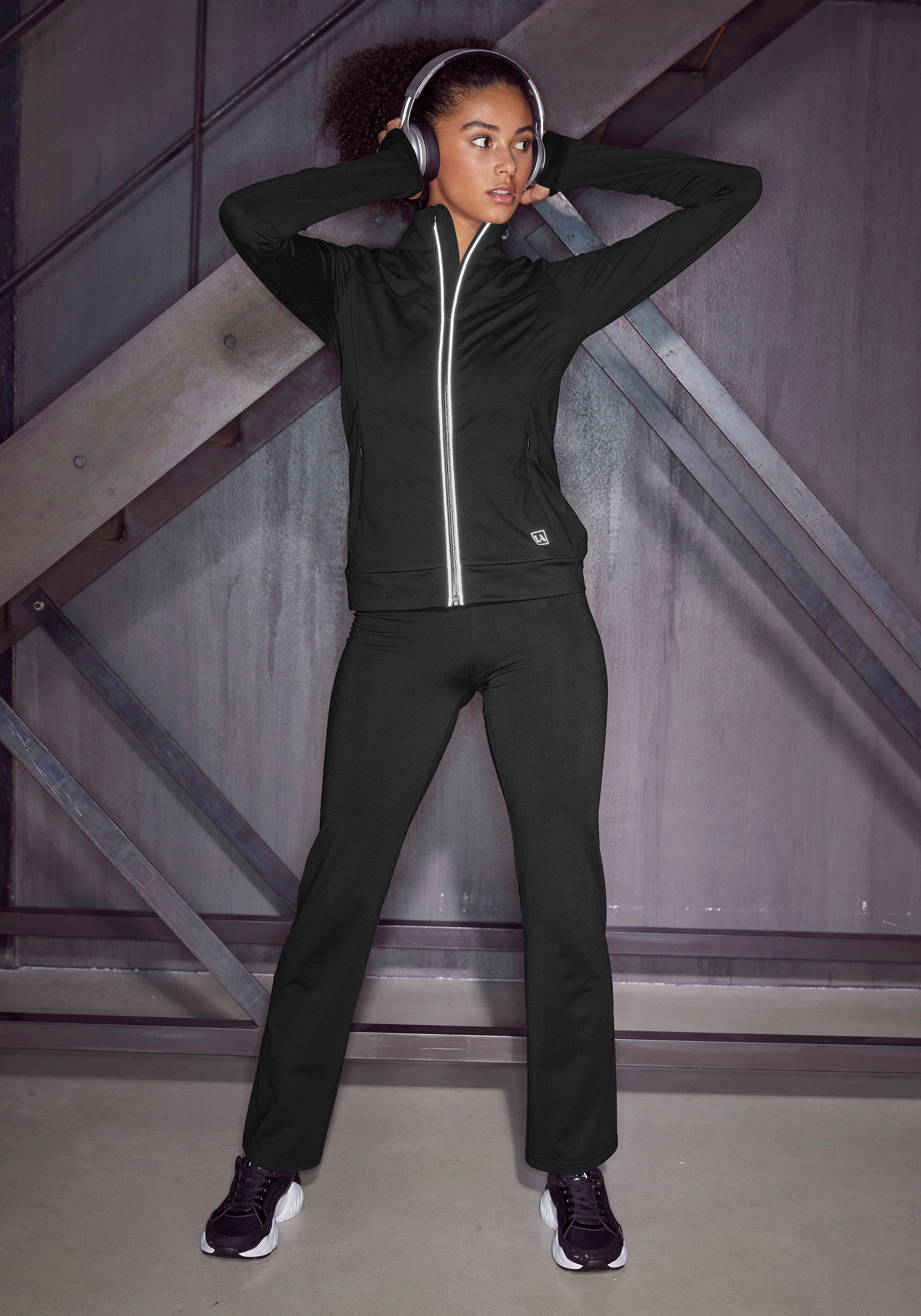 LASCANA ACTIVE Thermohose mit reflektierenden Details