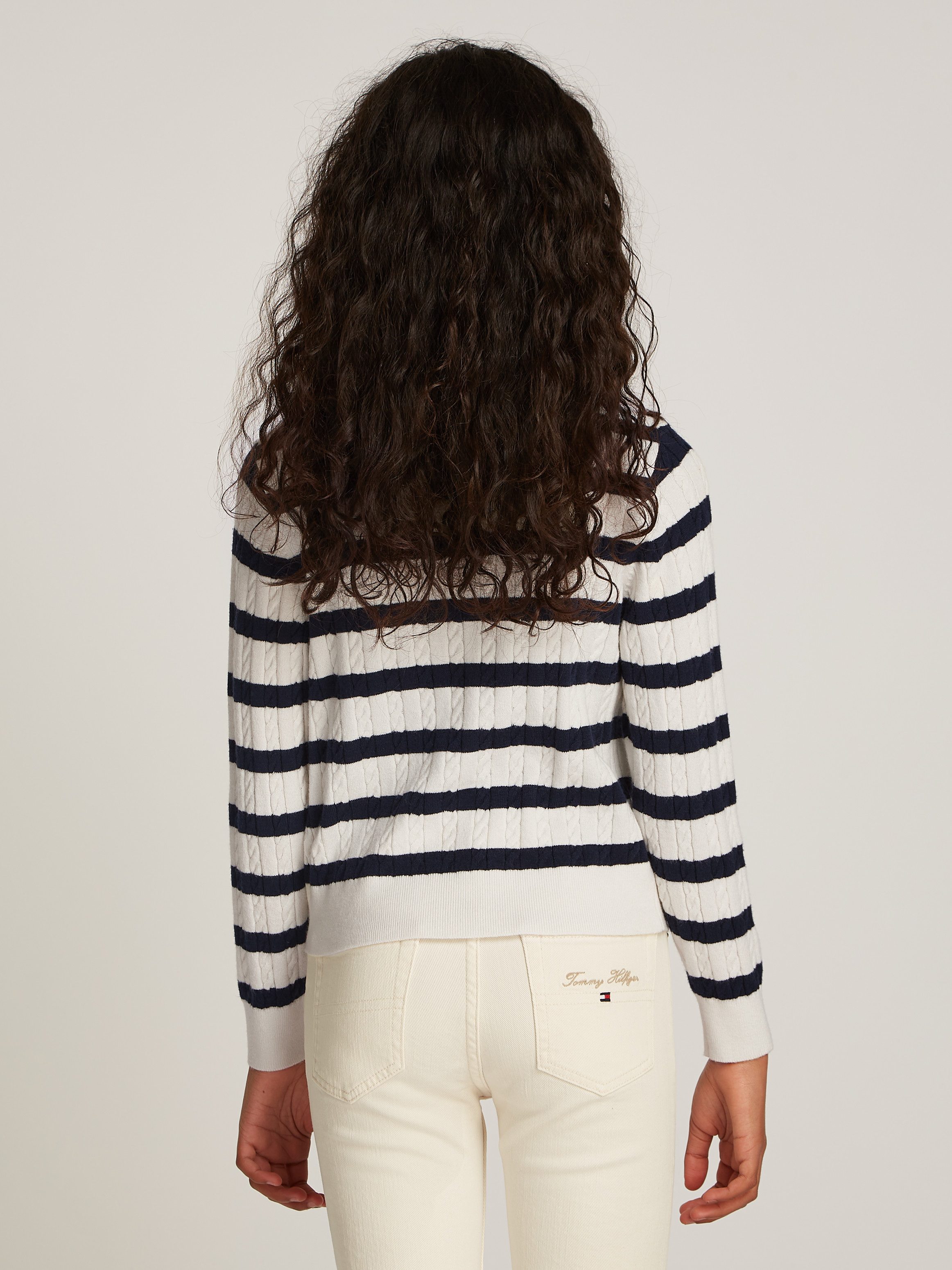 Tommy Hilfiger Strickjacke MINI CABLE CARDIGAN mit kleinem Zopfmuster – Bild 2 von 5