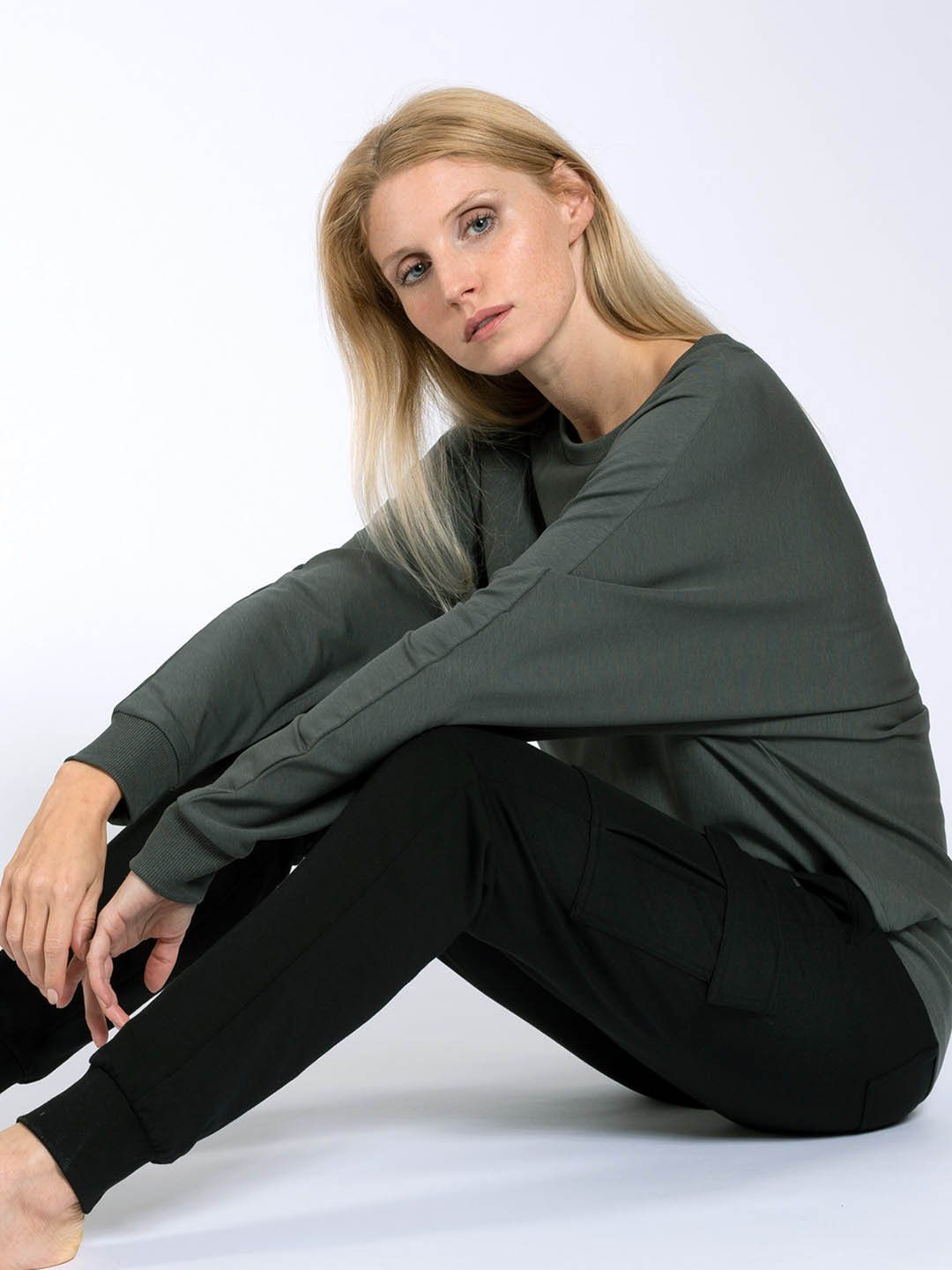 Magadi Yoga & Relax Shirt Anna aus weichem Naturmaterial