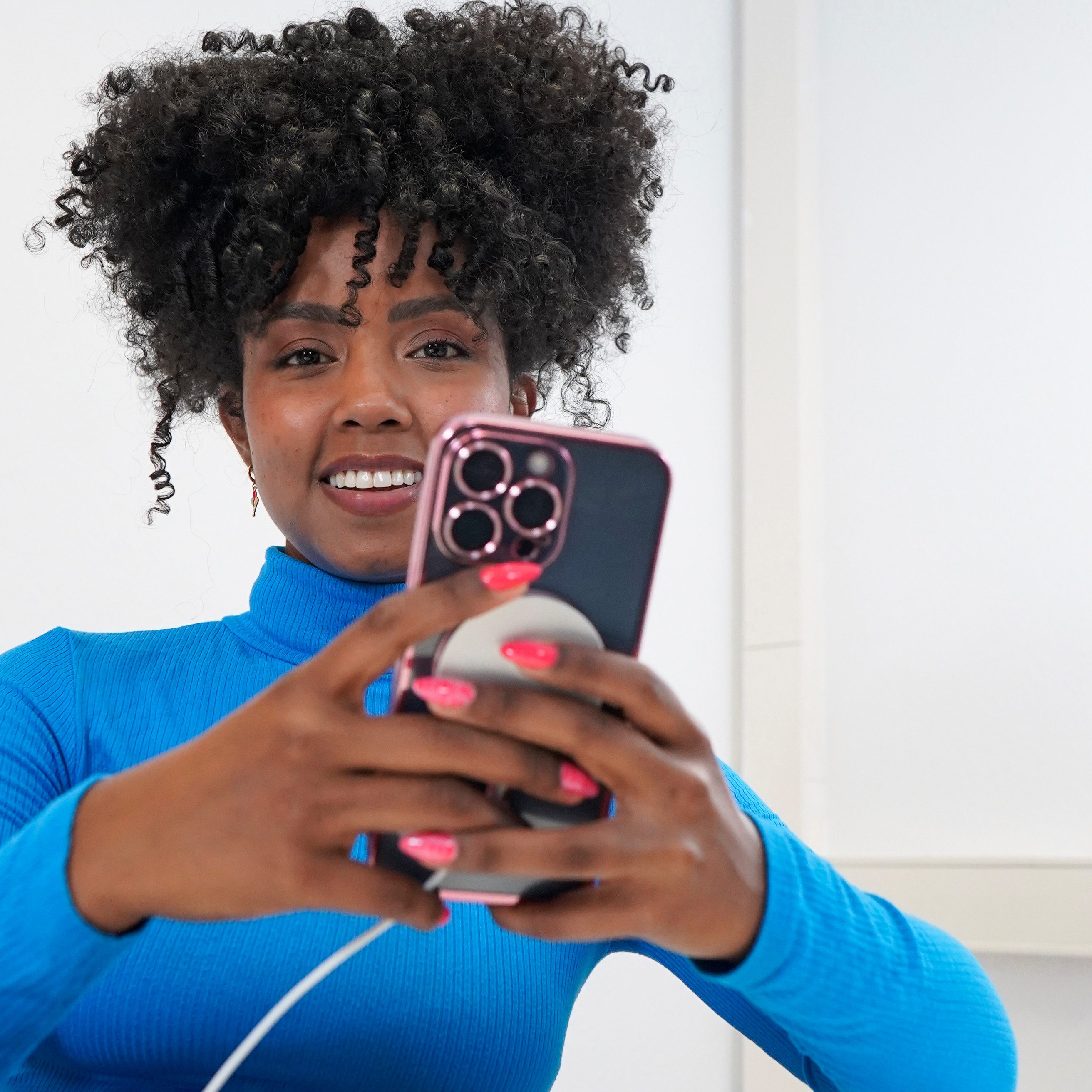 Arrivly Handyhülle iPhone 16 Hülle Silikon MagSafe-kompatible 6,1 Zoll