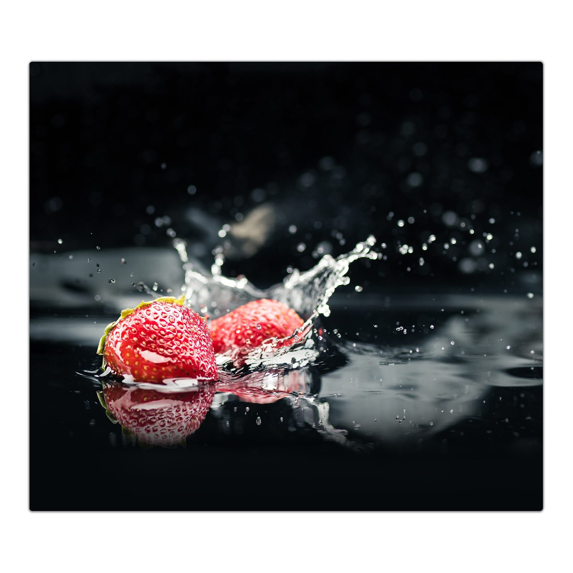 Primedeco Herd-Abdeckplatte Herdabdeckplatte Spritzschutz aus Glas Erdbeeren im Wasser Splash, Glas, (1 tlg)