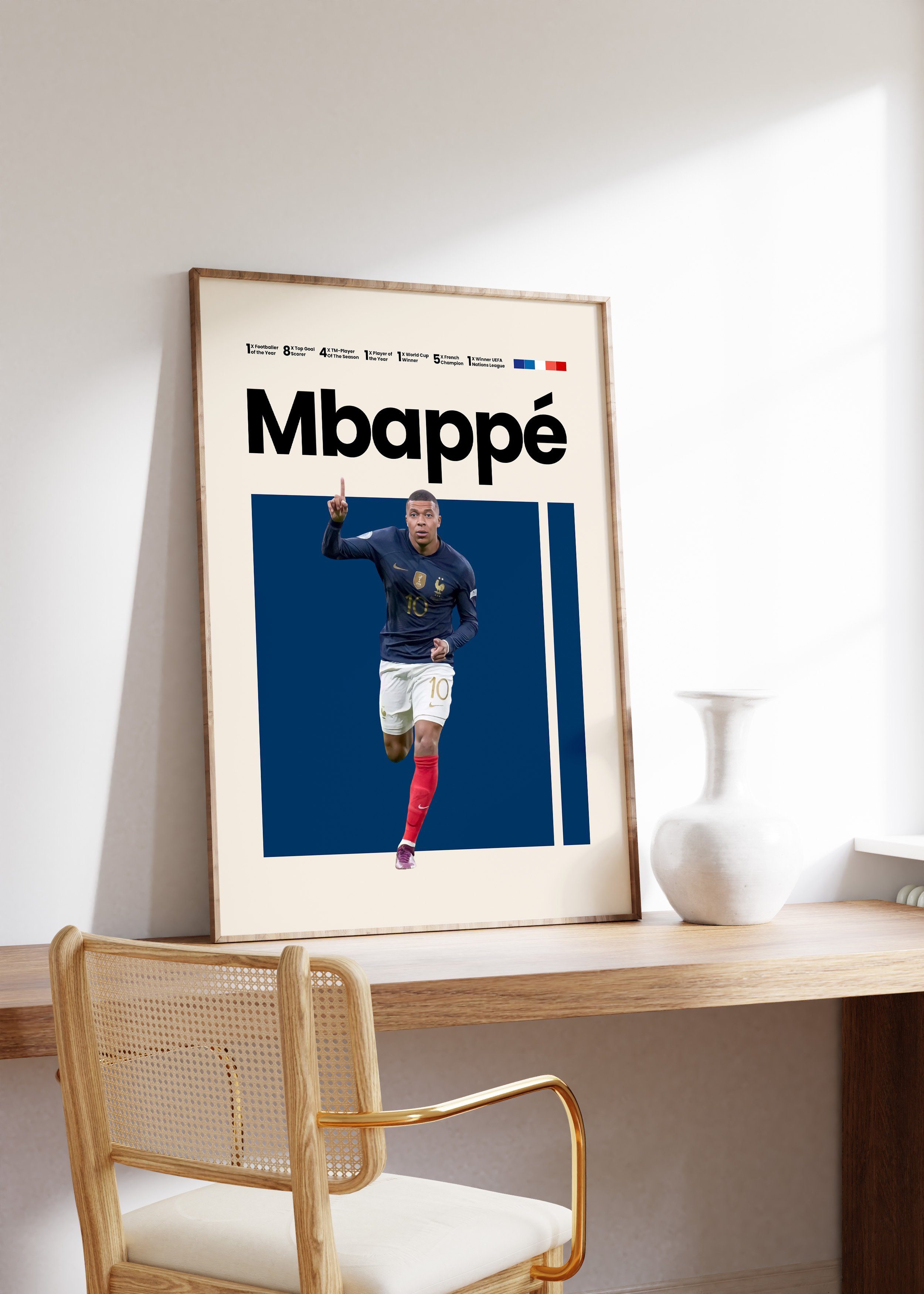 JUSTGOODMOOD Poster Premium ® Kylian Mbappe Poster · Frankreich Trikot · ohne Rahmen