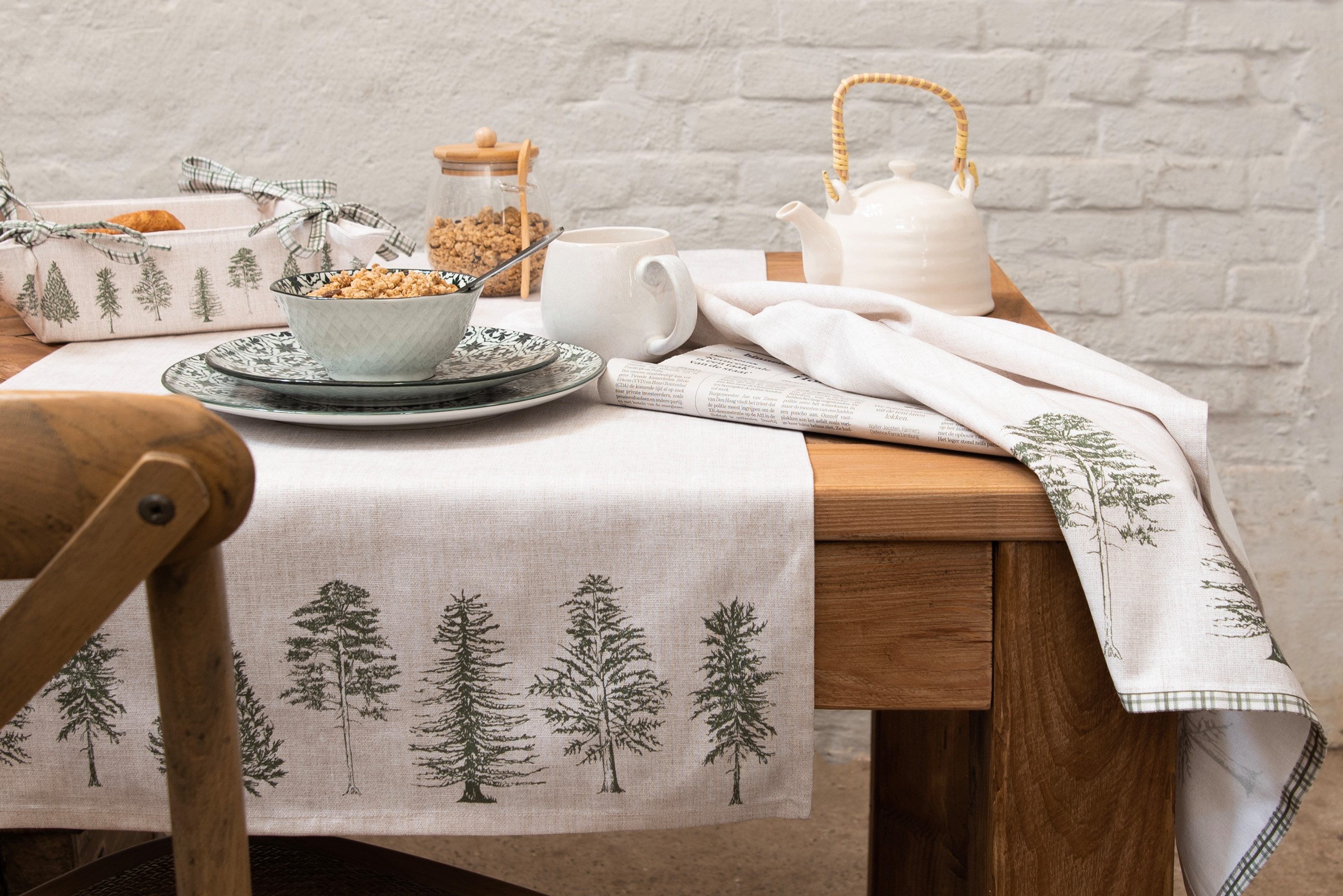 Clayre & Eef Tischläufer Natural Pine Trees (1-tlg, 1-teilig), Tischläufer Tischdecke ca.50x160cm Baumwolle