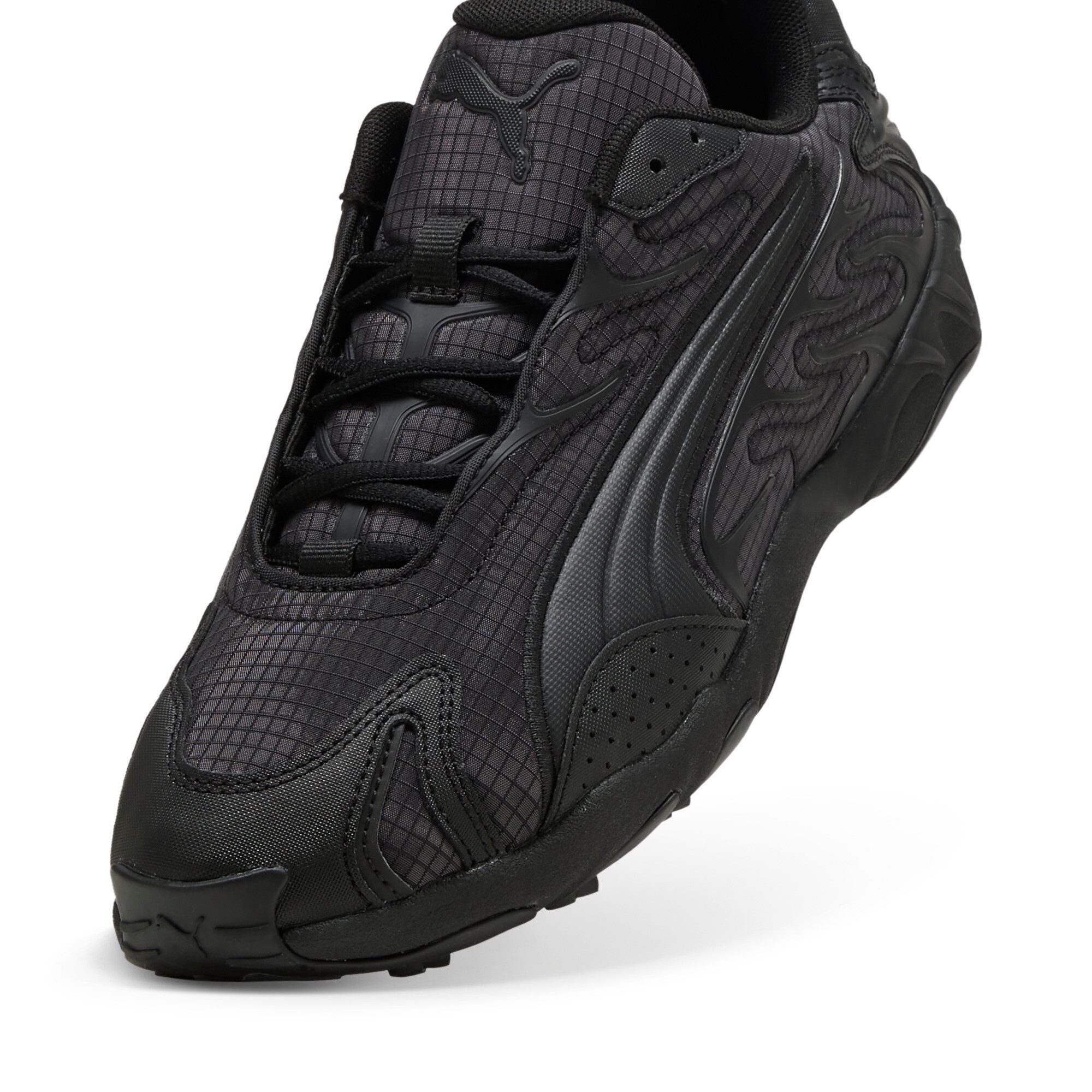 PUMA INHALE ESSENTIALS Sneaker für sportliche Aktivitäten und Streetwear, mit Schnürverschluss