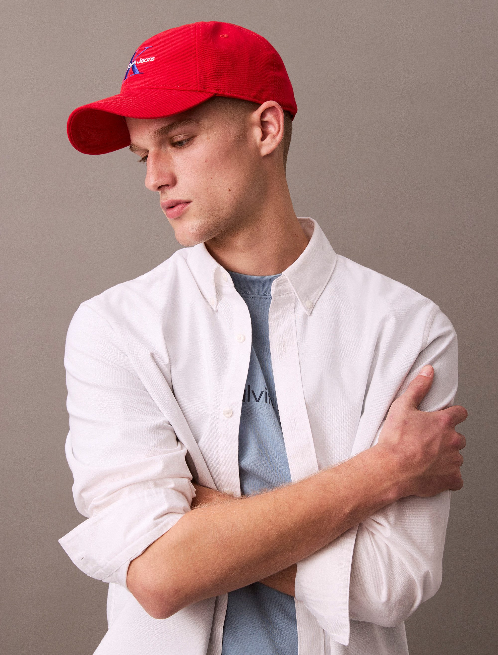 Calvin Klein Jeans Langarmhemd LS SOLID OXFORD CLASSIC SHIRT Mit Rundhalsausschnitt