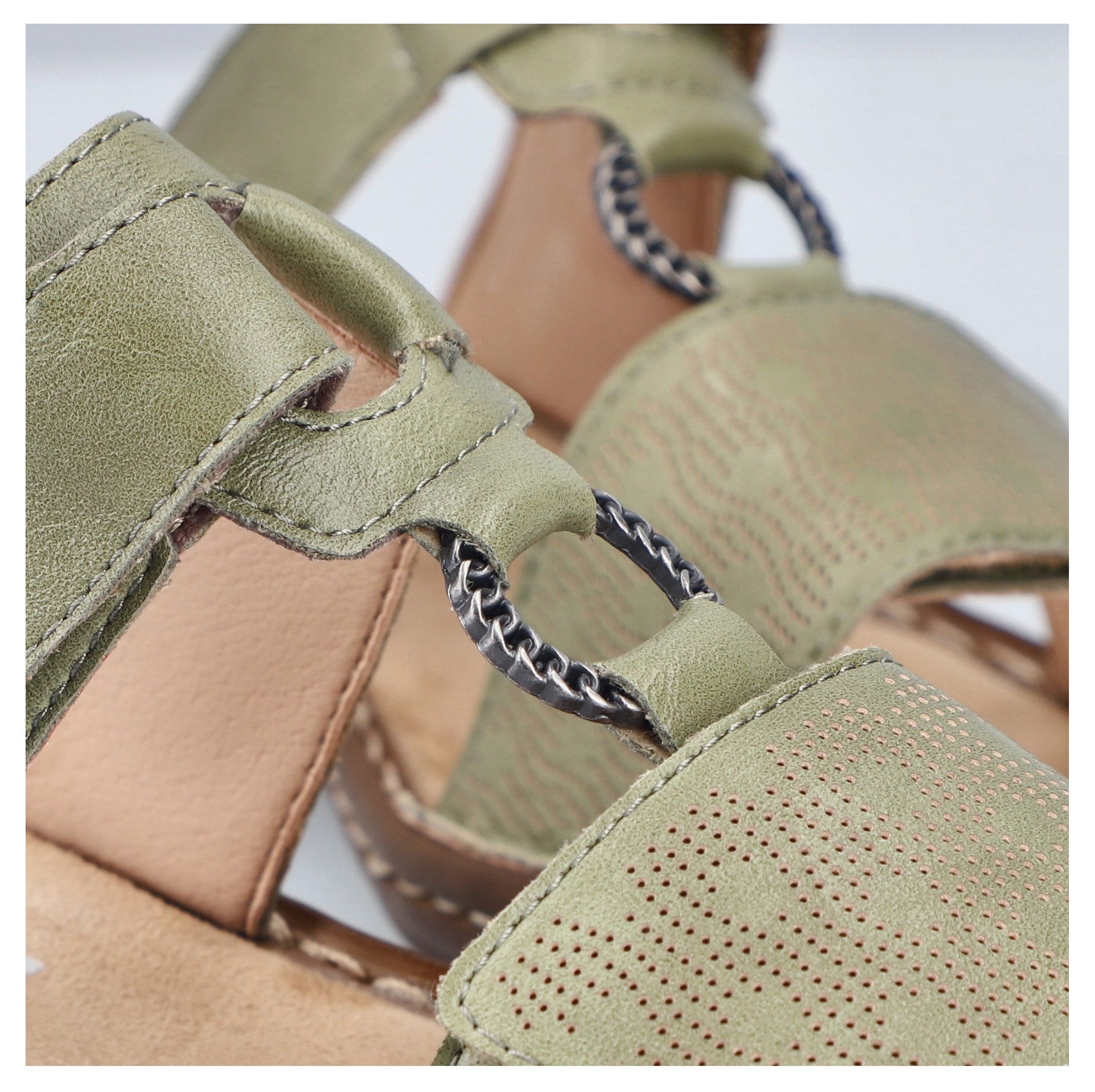 Rieker Pantolette Sommerschuh, Strandschuh, Klettschuh mit Perforation