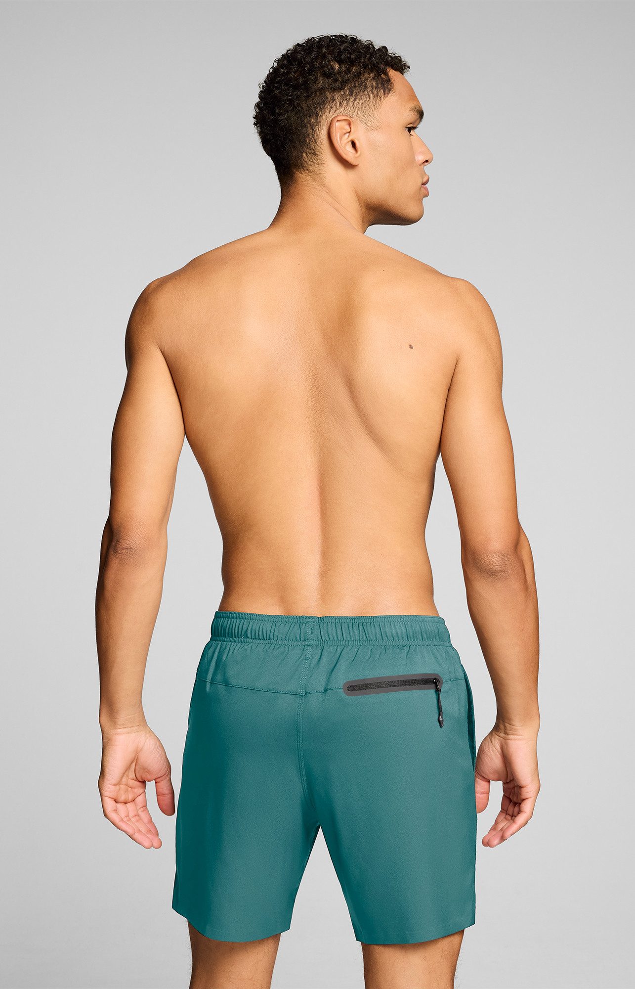 PUMA Badeshorts PUMA SWIM MEN MID SHORTS 1P High-Tech Reißverschluss an der Gesäßtasche, Seitentaschen – Bild 5 von 5