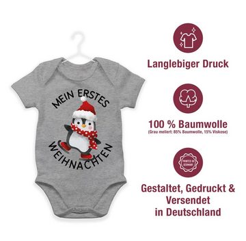 Shirtracer Shirtbody Mein erstes Weihnachten mit Pinguin - schwarz Weihnachten Kleidung Baby