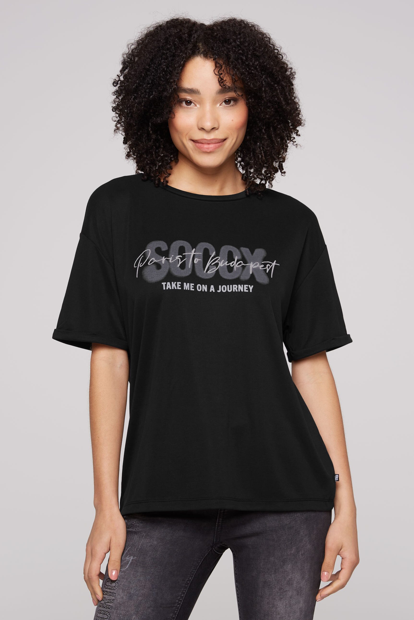 SOCCX Rundhalsshirt mit fixierten Turn-Up-Ärmeln