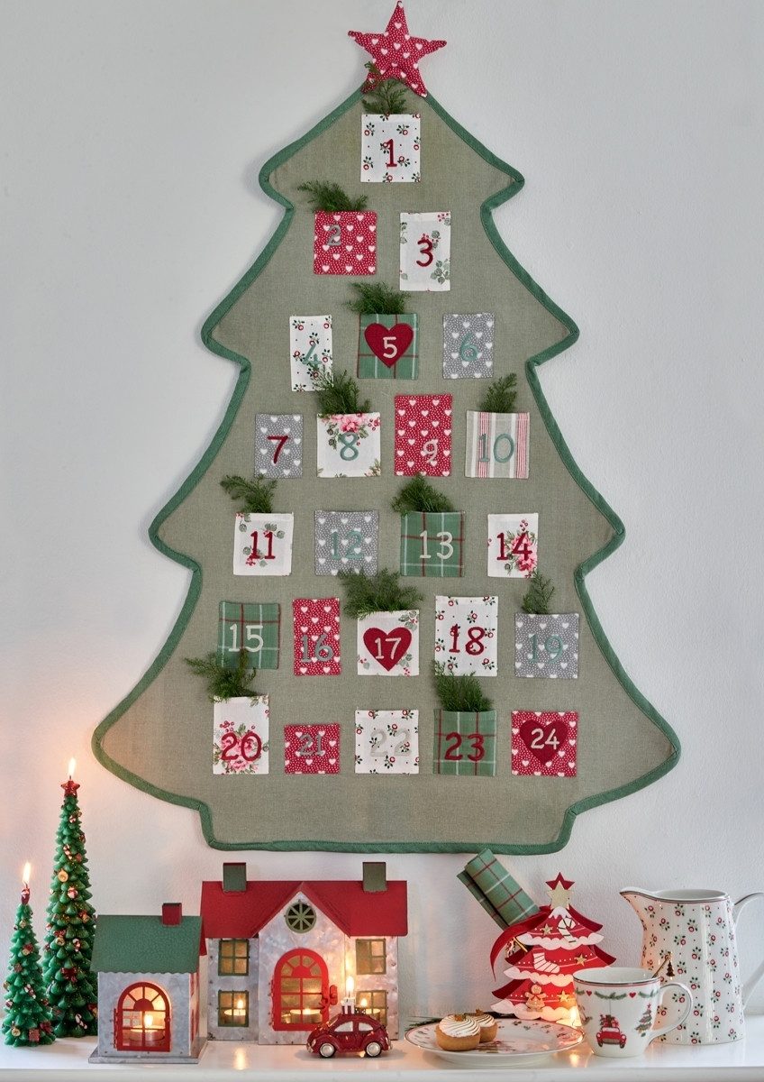 Greengate Dekofigur Charline Kalender Baum white