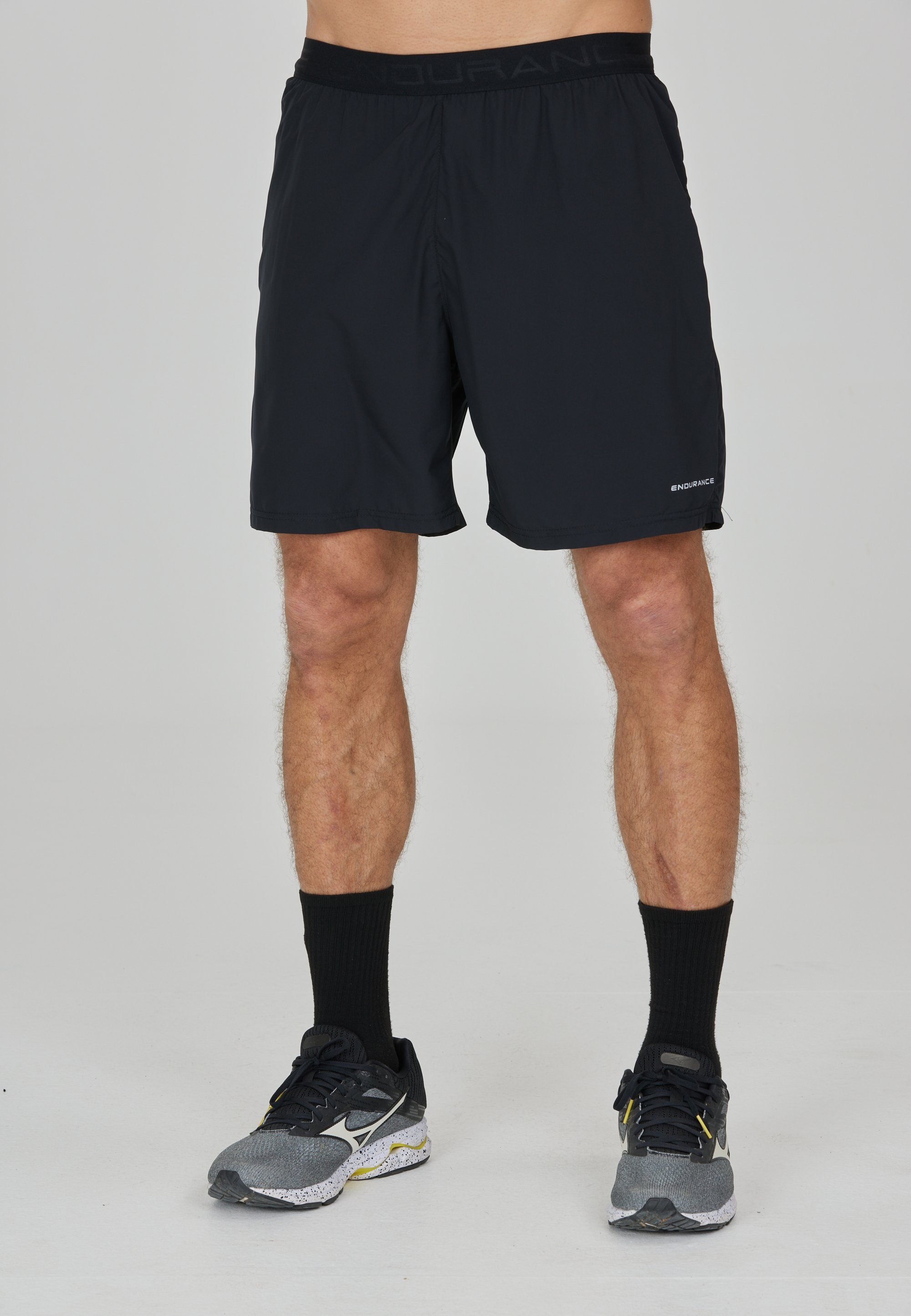 ENDURANCE Shorts Cobus Quick Dry-Technologie mit