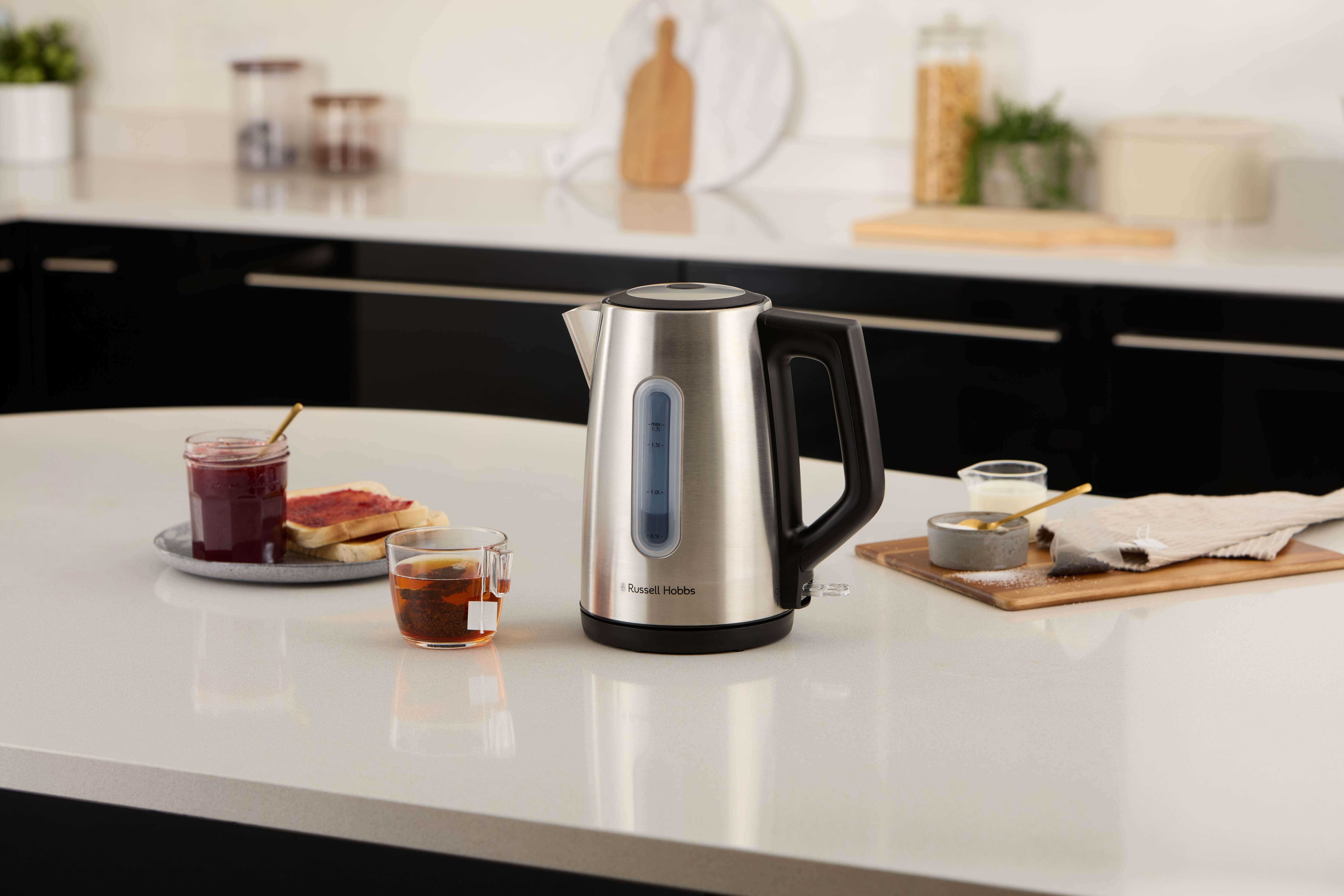 RUSSELL HOBBS Wasserkocher Heaton 27380-70, 1,7 l, 2400 W, Edelstahl, herausnehmbarer Anti-Kalk-Filter und Wasserstandanzeige
