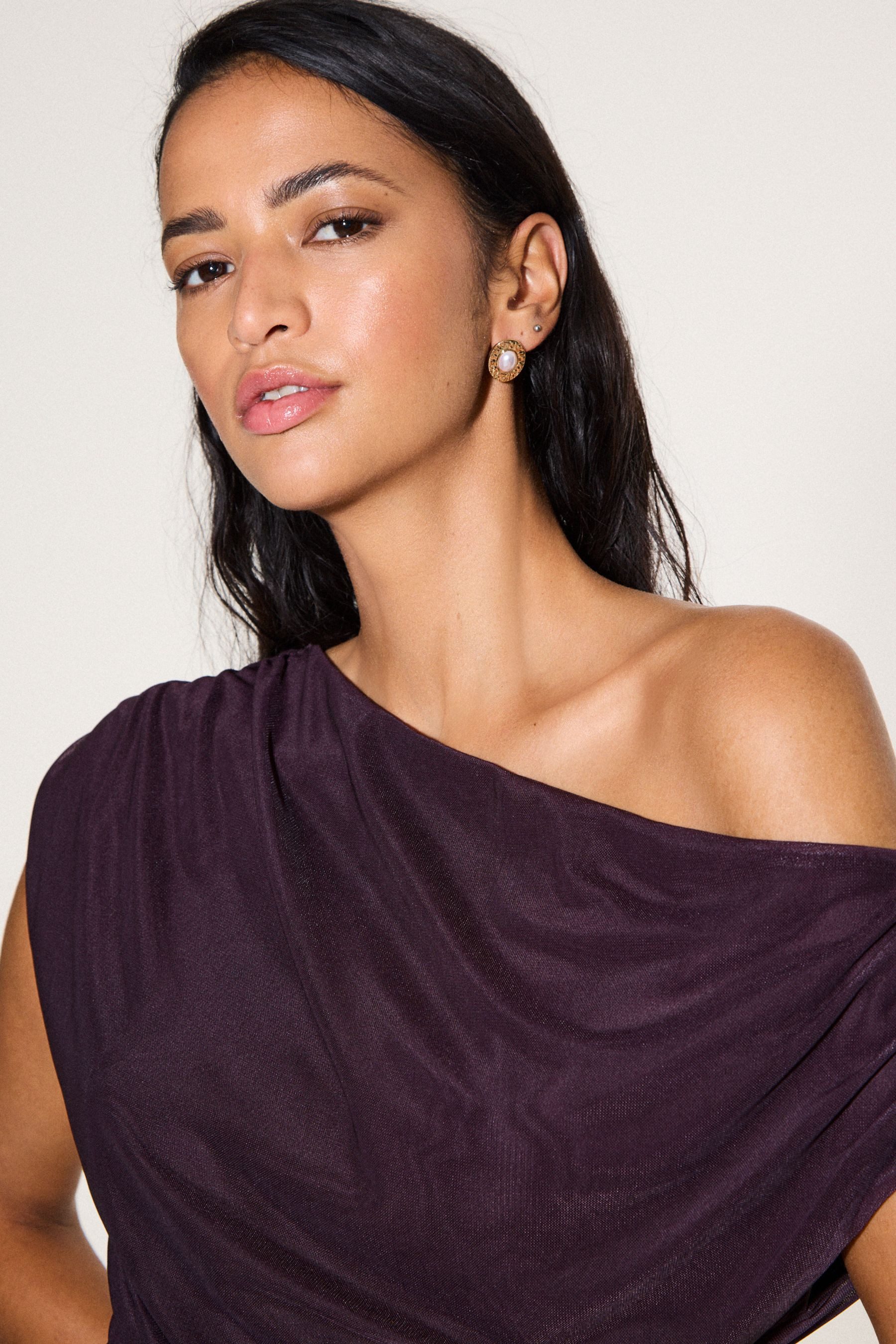 Next Midikleid Schulterfreies Midikleid mit Mesh (1-tlg)