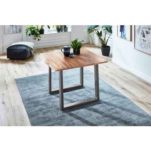 Junado® Baumkantentisch Noah, Akazie Massivholz, Stärke Tischplatte 26mm, natürliche Baumkante