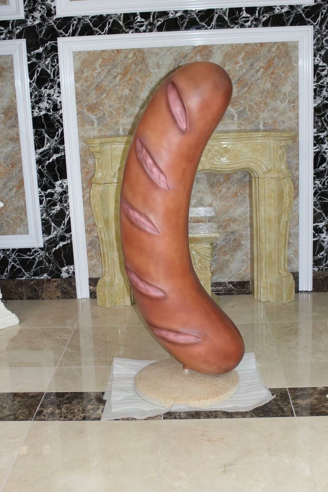 JVmoebel Skulptur Wurst 190cm Aufsteller Metzger Laden Bude Restaurant Sofort, Made in Europa