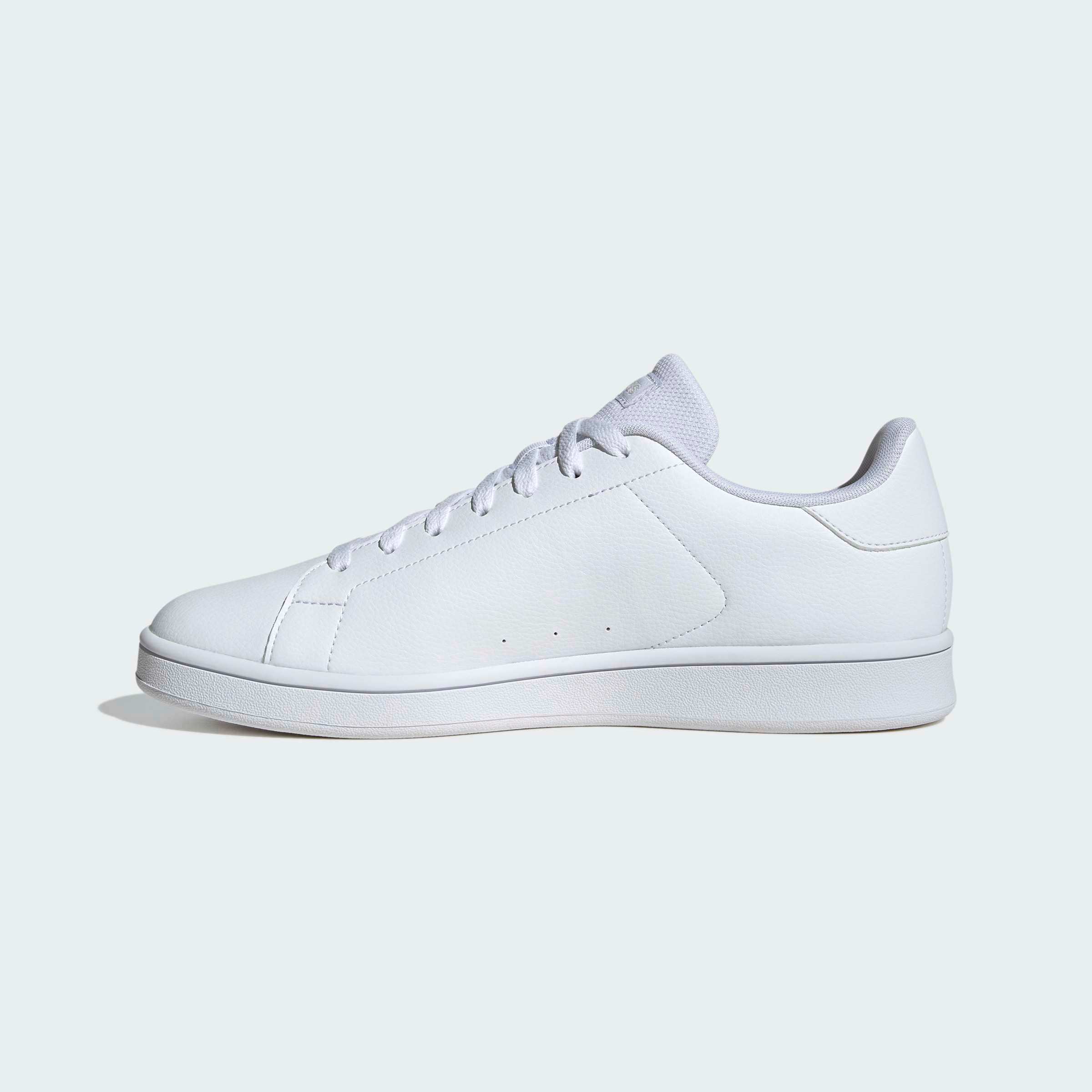 adidas Sportswear COURT Sneaker inspiriert vom Design des adidas stan smith