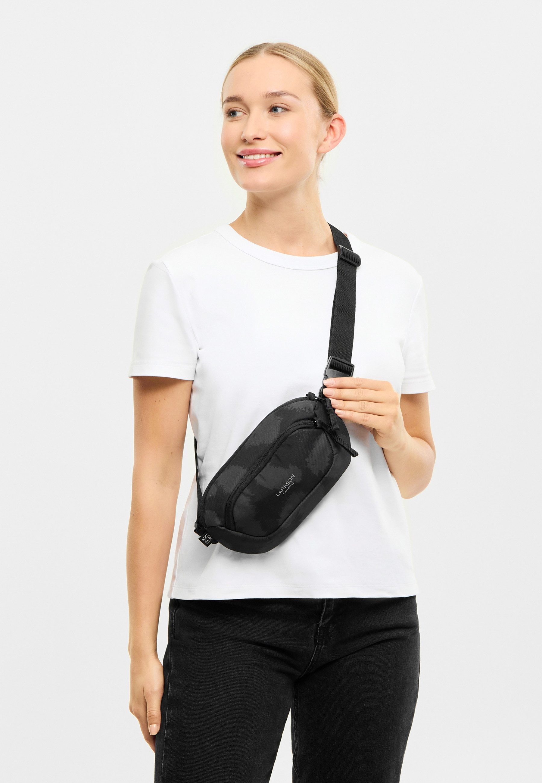 LARKSON Gürteltasche Helge Bauchtasche mit RFID-Blocker für Alltag & (1-tlg), Anti-Diebstahl-Loops über Reißverschluss, Wasserabweisend