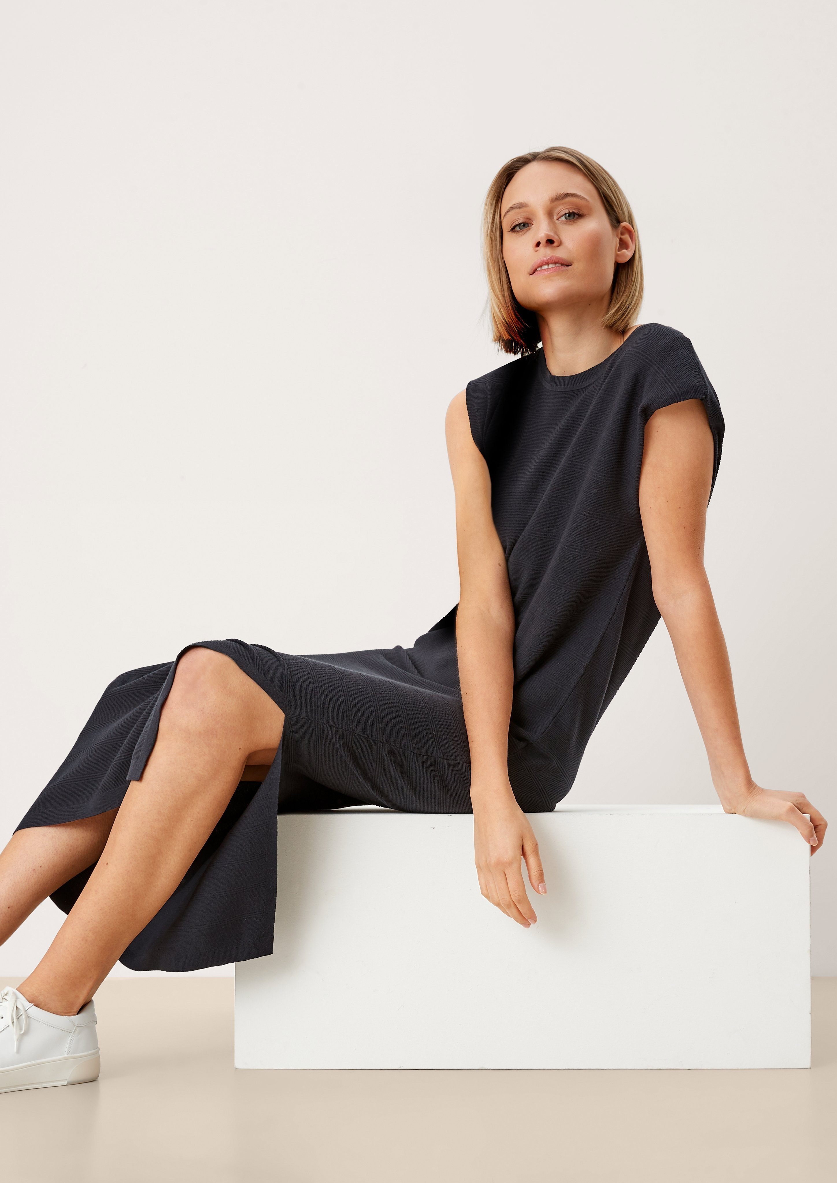 s.Oliver Maxikleid »Midi-Kleid mit Rippstruktur« (1-tlg) online kaufen |  OTTO
