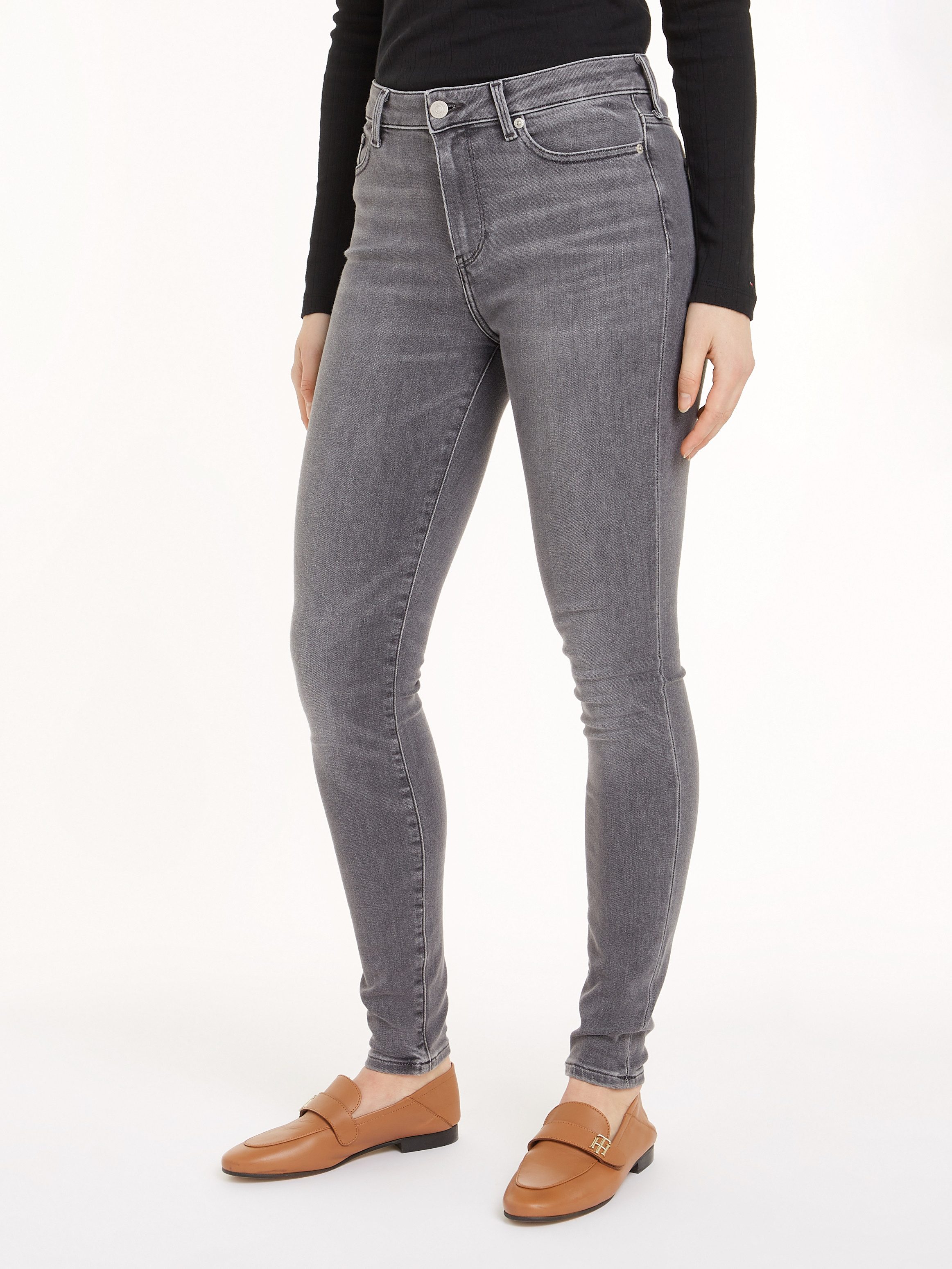 Tommy Hilfiger Skinny-fit-Jeans HARLEM U SKINNY HW CAL mit Tommy Hilfiger Logo-Badge