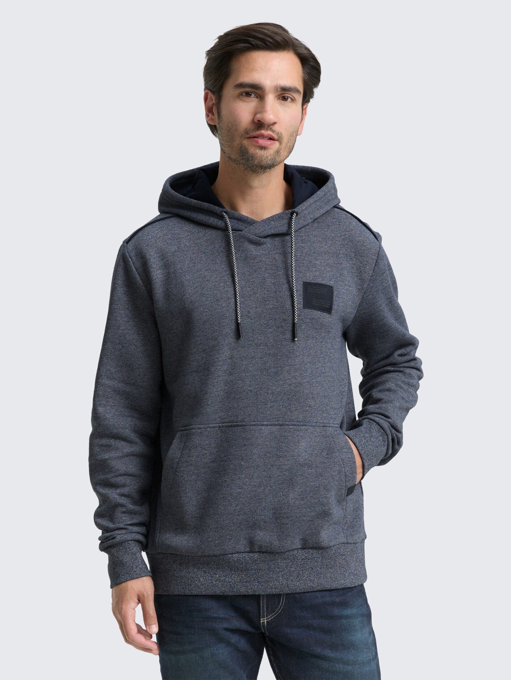 TOM TAILOR Sweatshirt Hoodie Sweatshirt mit Logo-Badge Hoodie Sweatshirt mit Logo-Badge