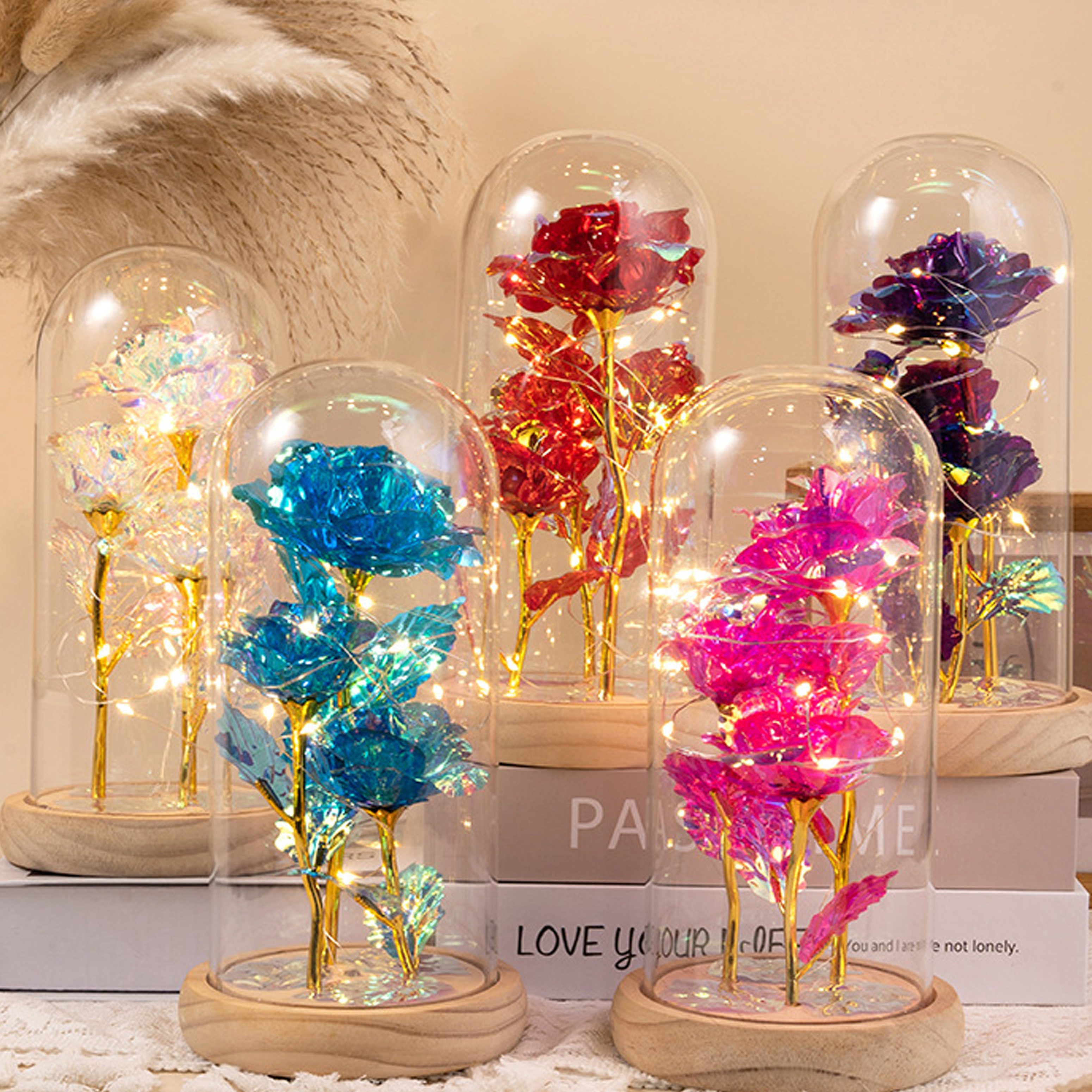 LED Dekofigur Das Biest Rose In Glaskuppel LED-Lichter Kristallrose Blumen Geschenk