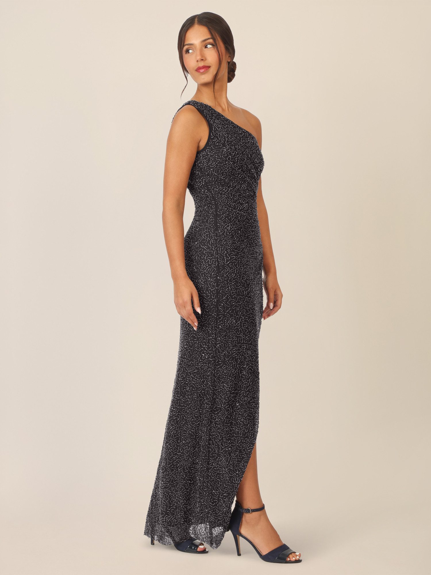 Apart Abendkleid mit Glitzereffekt und Schlitz günstig online kaufen