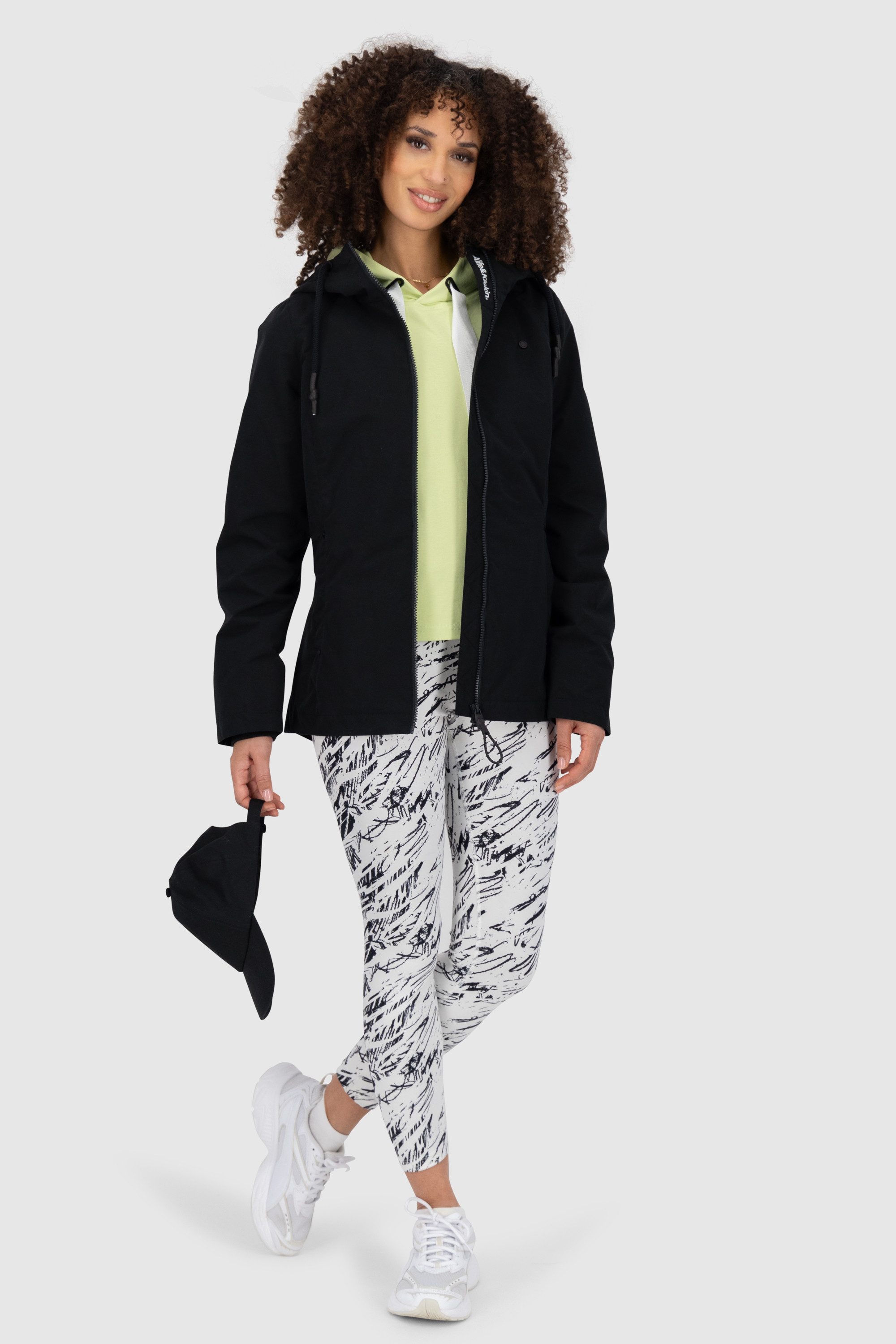 Alife & Kickin Outdoorjacke LilouAKA leichte, taillierte Übergangsjacke mit verstellbarer Kapuze