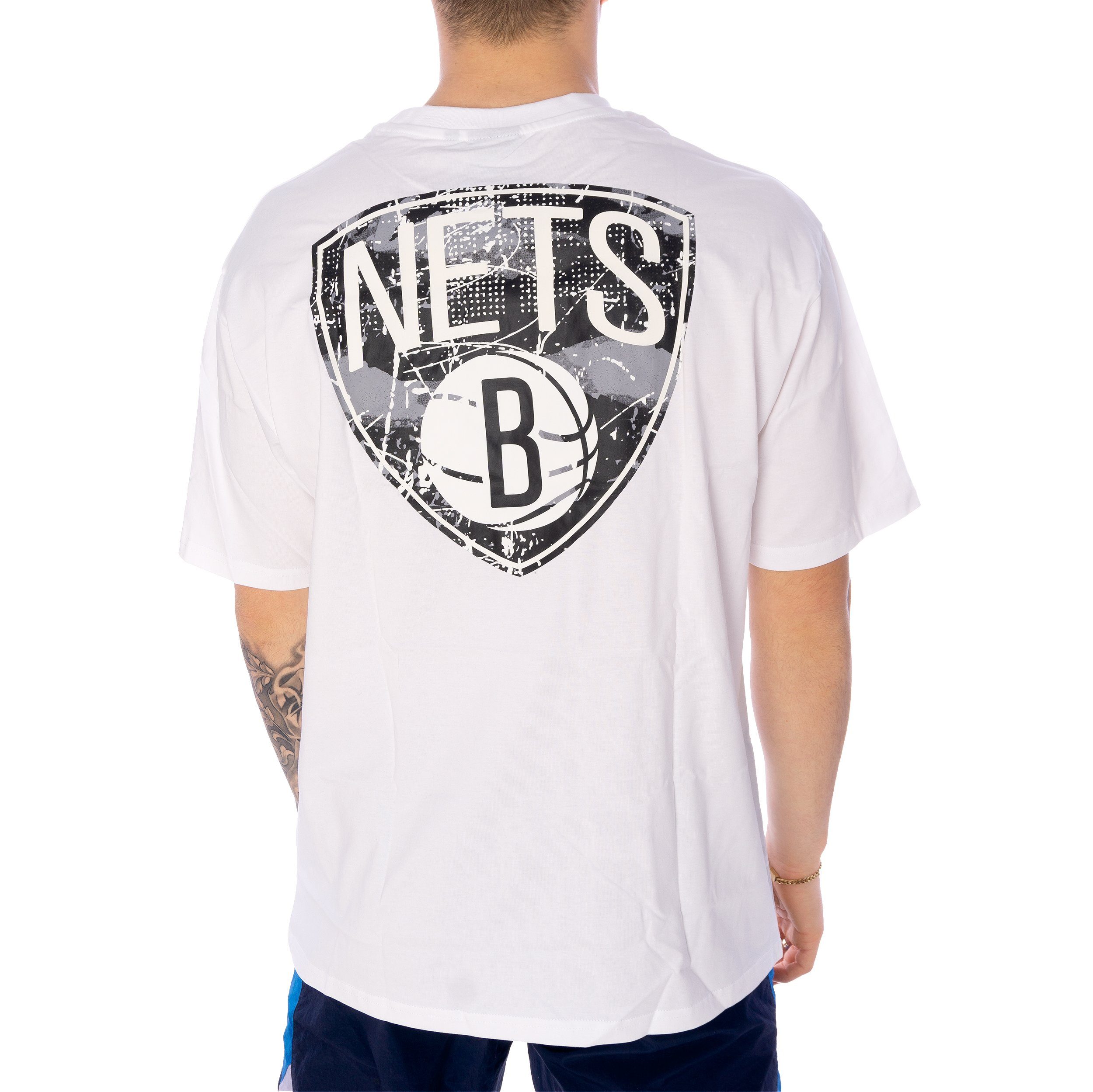 New Era T-Shirt T-Shirt New Era Infill Brooklyn Nets (1-tlg) Großer "Brooklyn Nets" Logo-Print auf der Rückseite