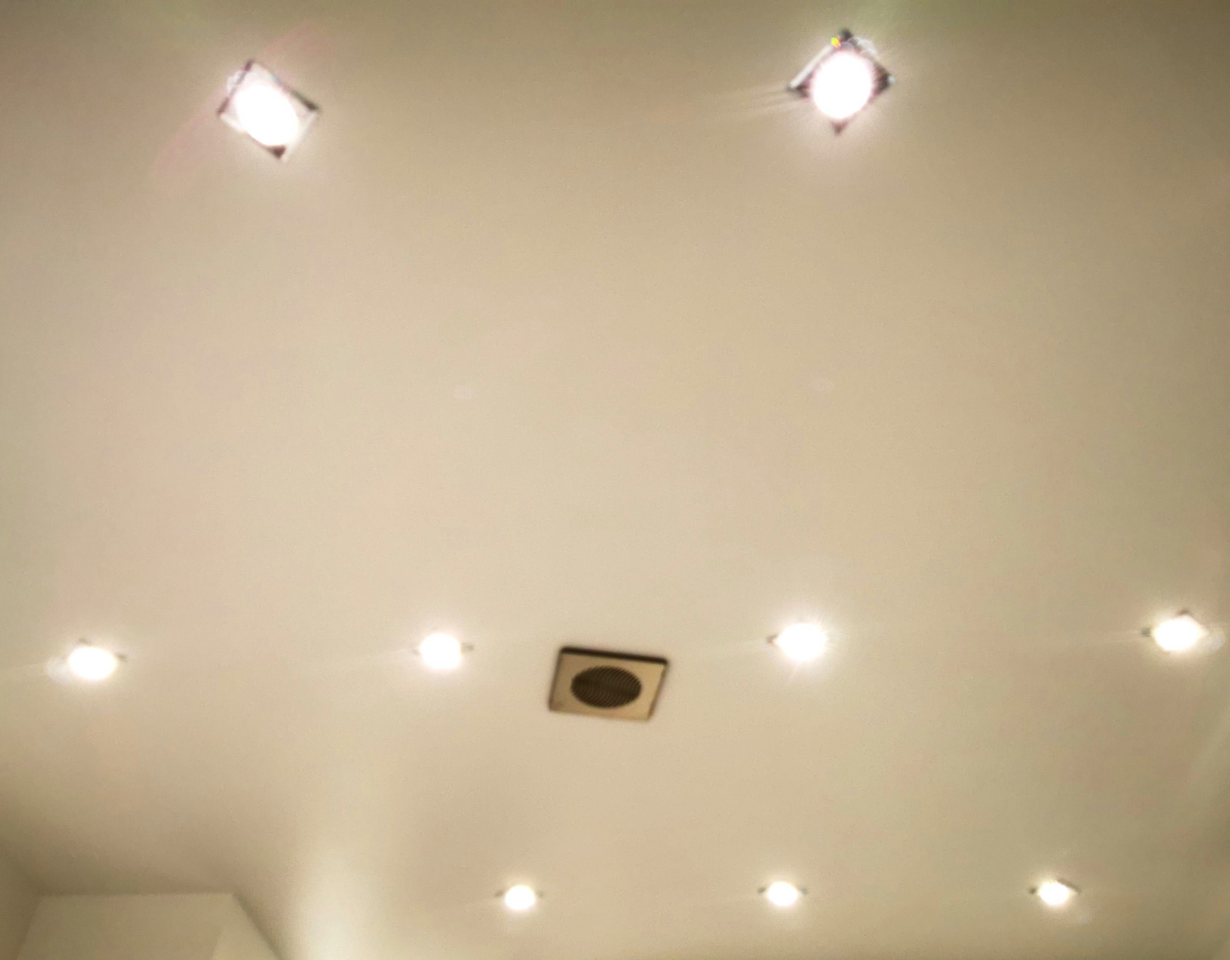 TRANGO LED-Leuchtmittel, 5er Pack GU1015-5 - 5 Watt - 3000K warmweiß zum Austausch GU10 & MR16 Halogen Leuchtmittel, 5 St., für Einbauleuchte, Deckenstrahler, Einbaustrahler, Deckenleuchte, Spot