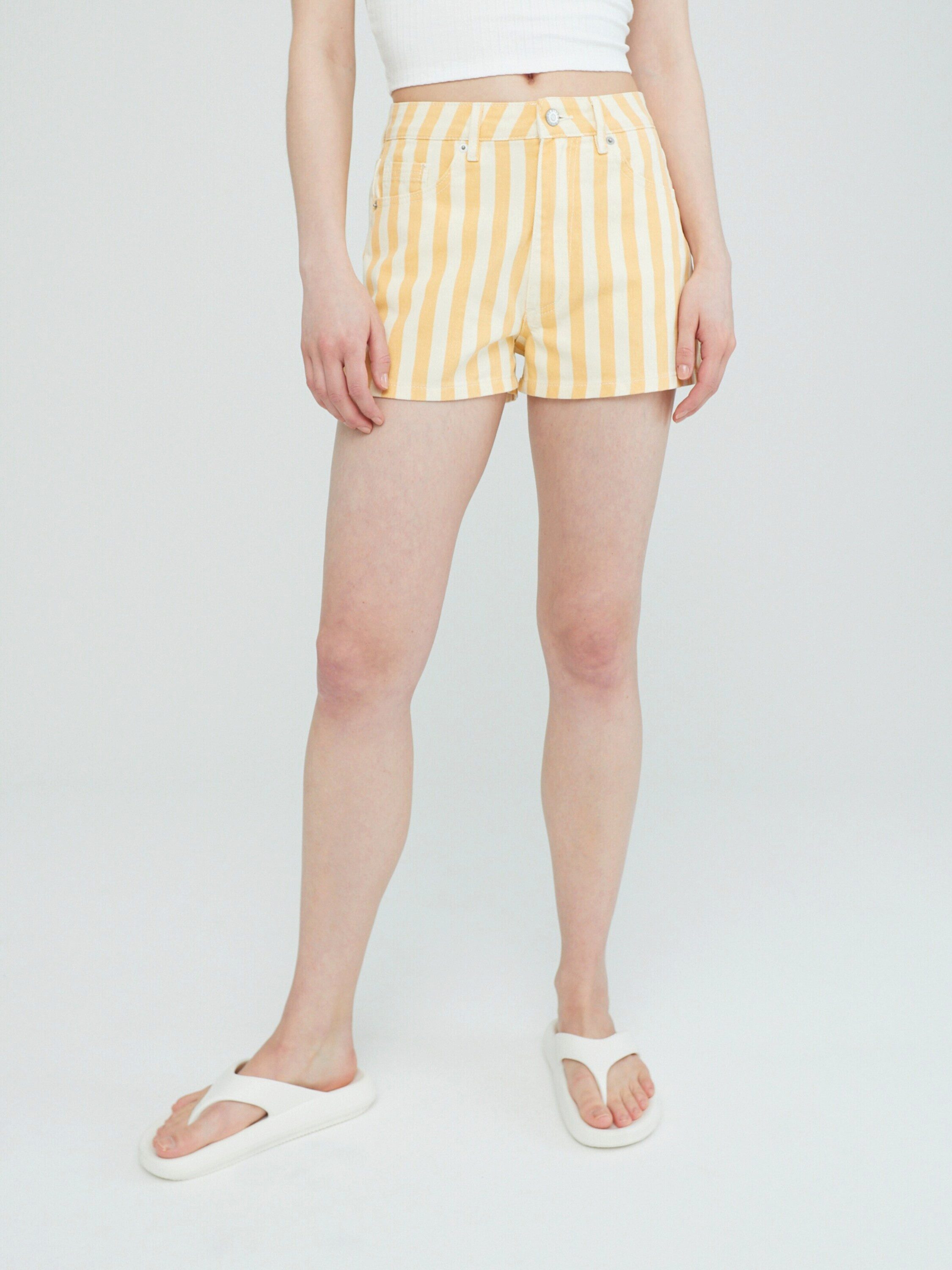 EDITED Jeansshorts Jen (1-tlg) Plain/ohne Details