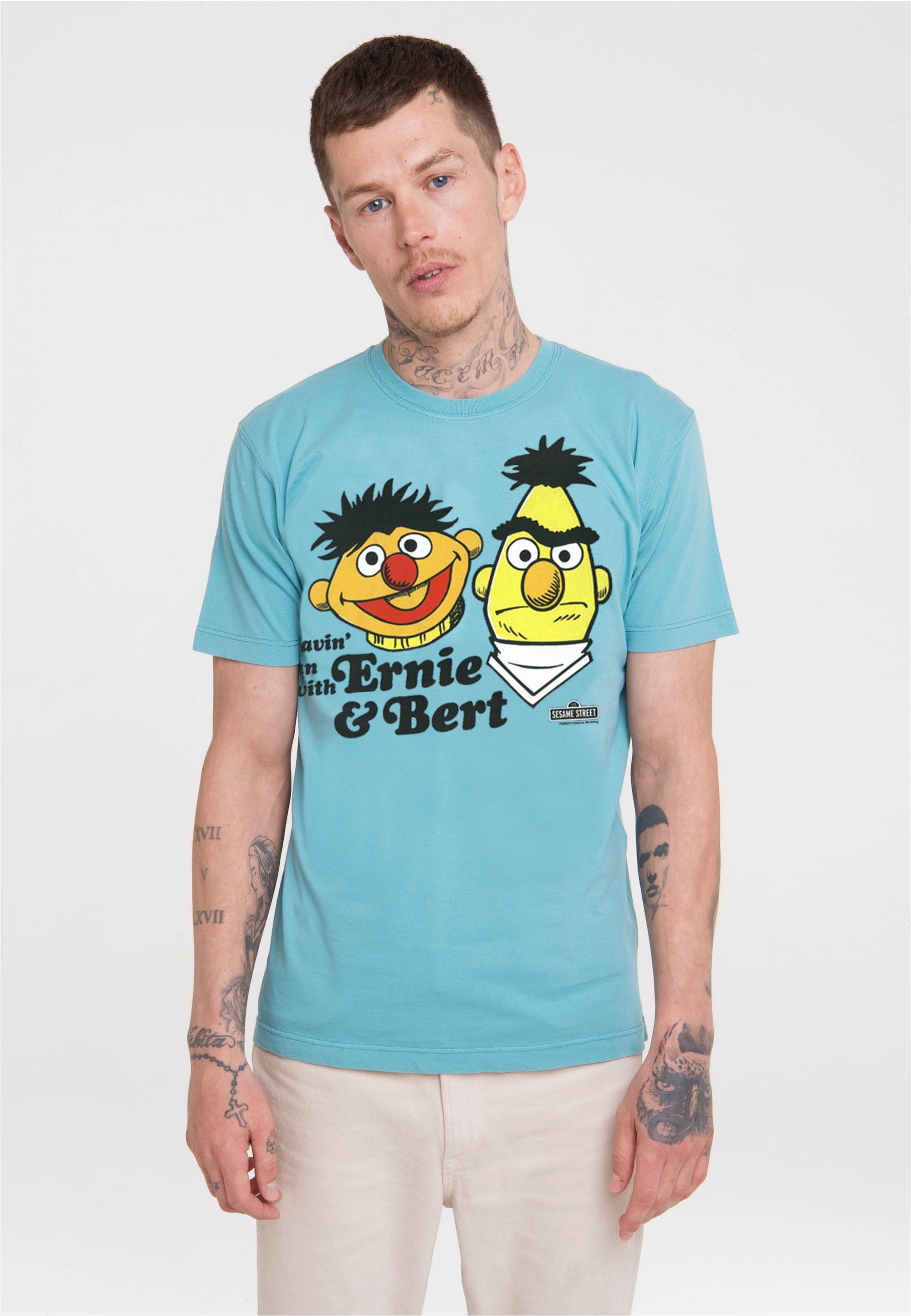 LOGOSHIRT T-Shirt Sesamstrasse - Ernie & Bert, Havin Fun mit angesagtem Ernie & Bert-Print