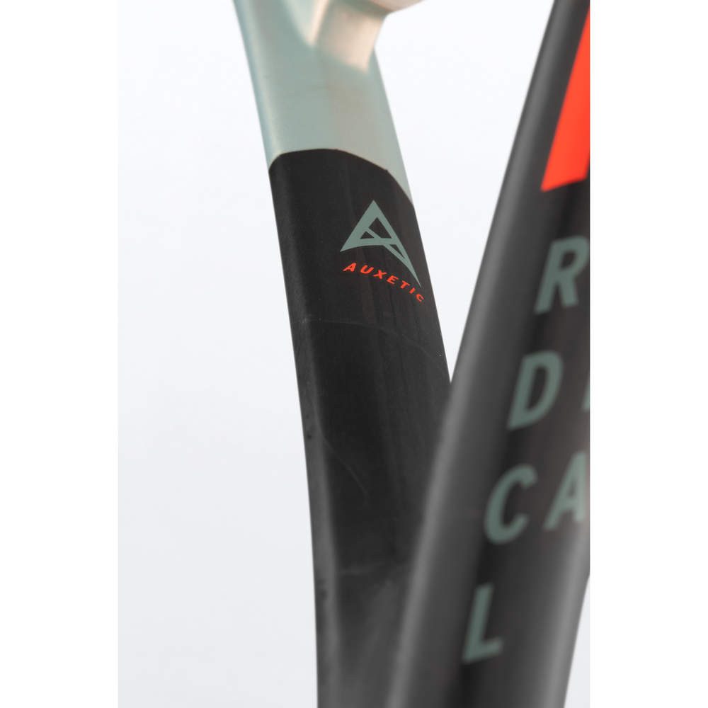 Head Squashschläger Radical 135 X #22 (135g/kopflastig) schwarz/silber - besaitet