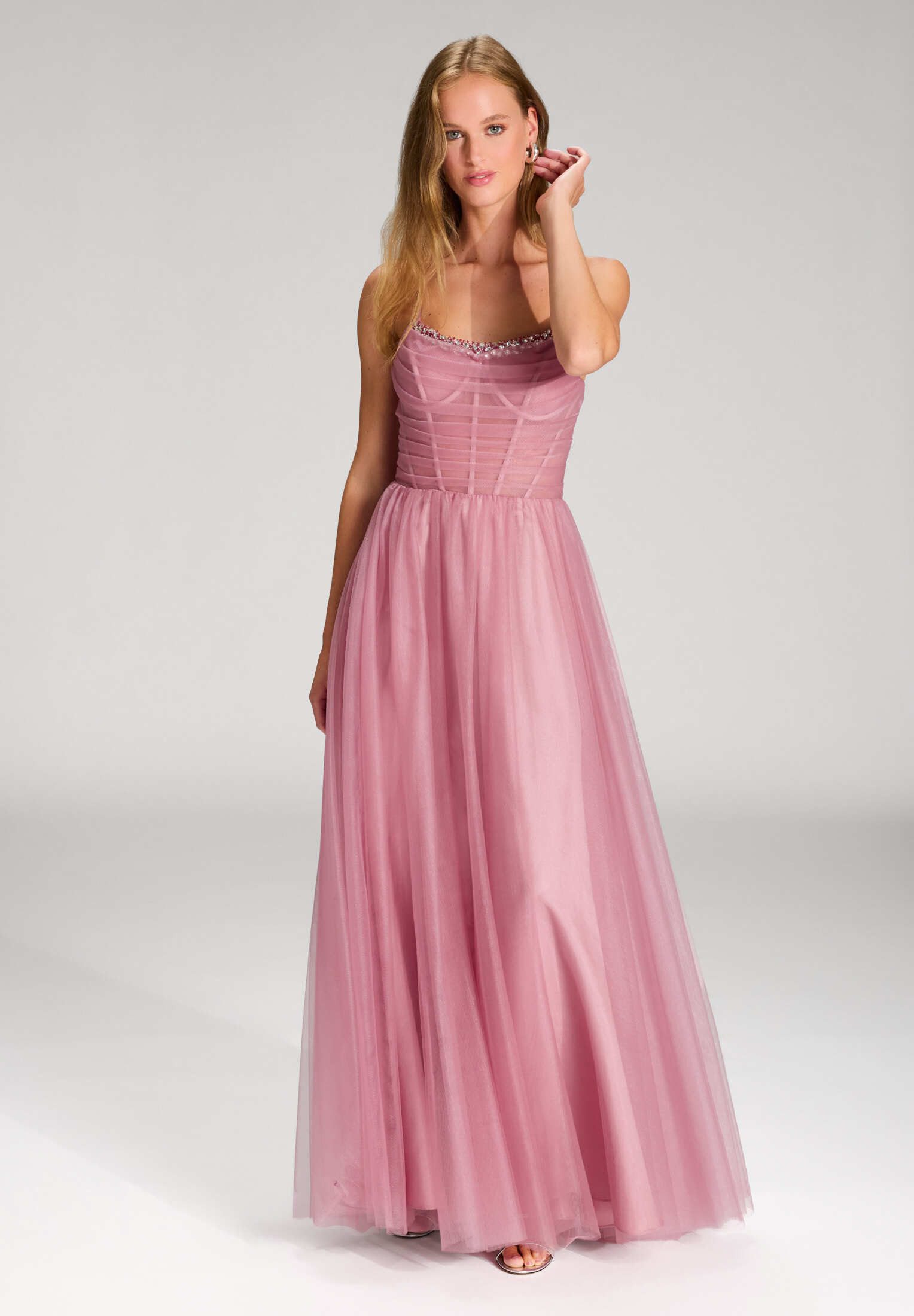 Hey Kyla Abendkleid - Tüllkleid mit Transparent-Effekt Taillierter Schnitt mit fließendem Rockteil