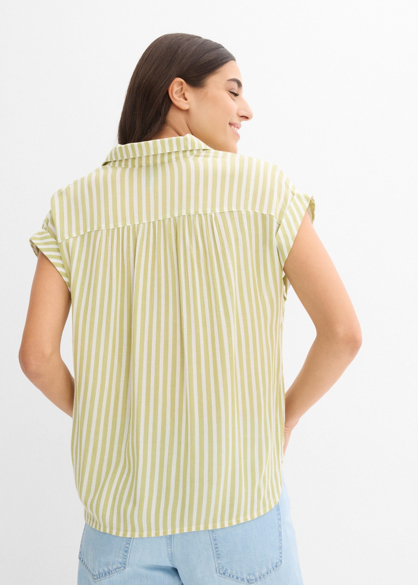 bonprix Kurzarmbluse Loose Fit, für einen luftigen Look, aus Viskose, gestreift