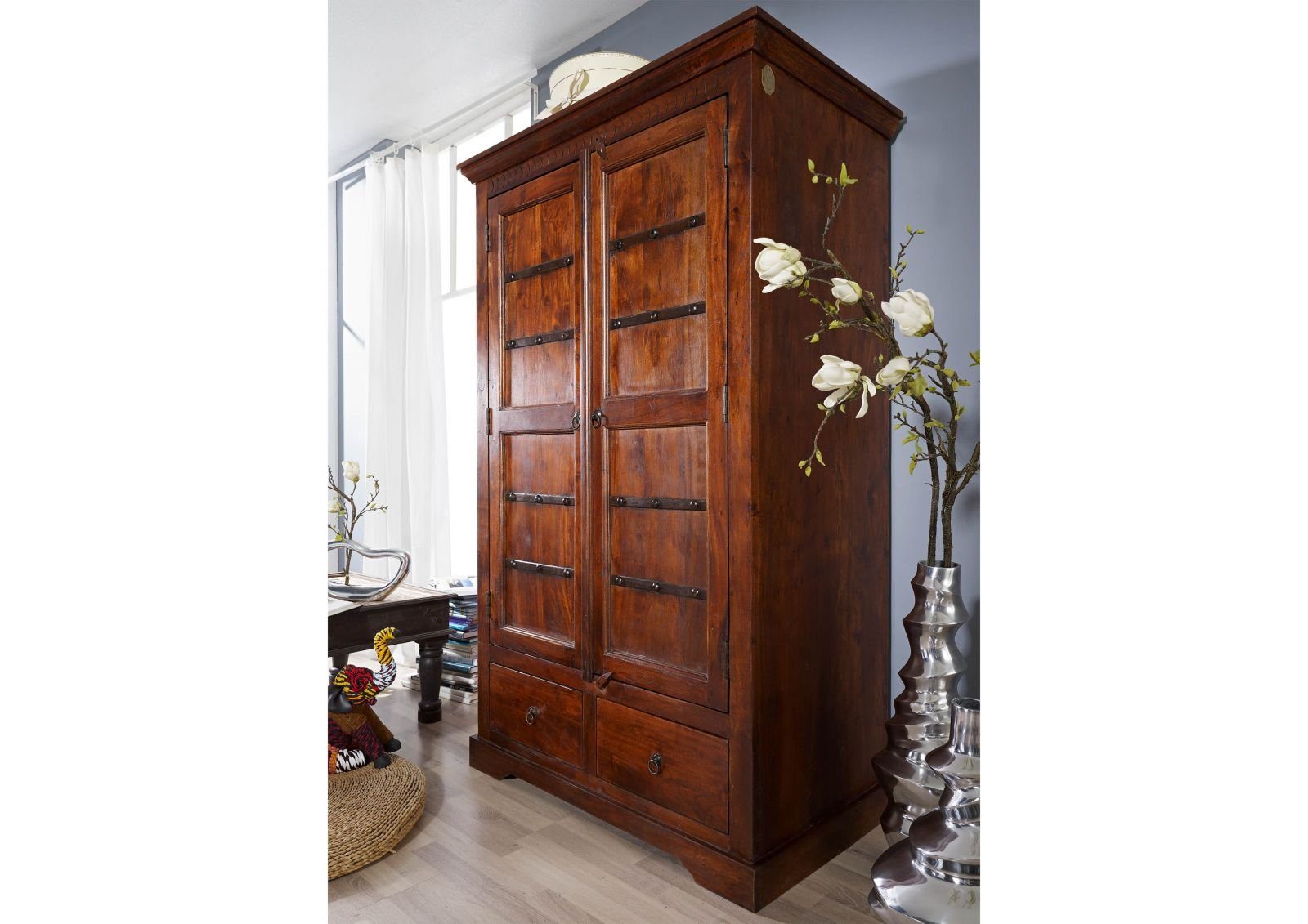 Massivmoebel24 Kleiderschrank OXFORD (Kleiderschrank Akazie 108x64x180 nougat lackiert OXFORD #509) Kleiderschrank Akazie 108x64x180 nougat lackiert OXFORD #509