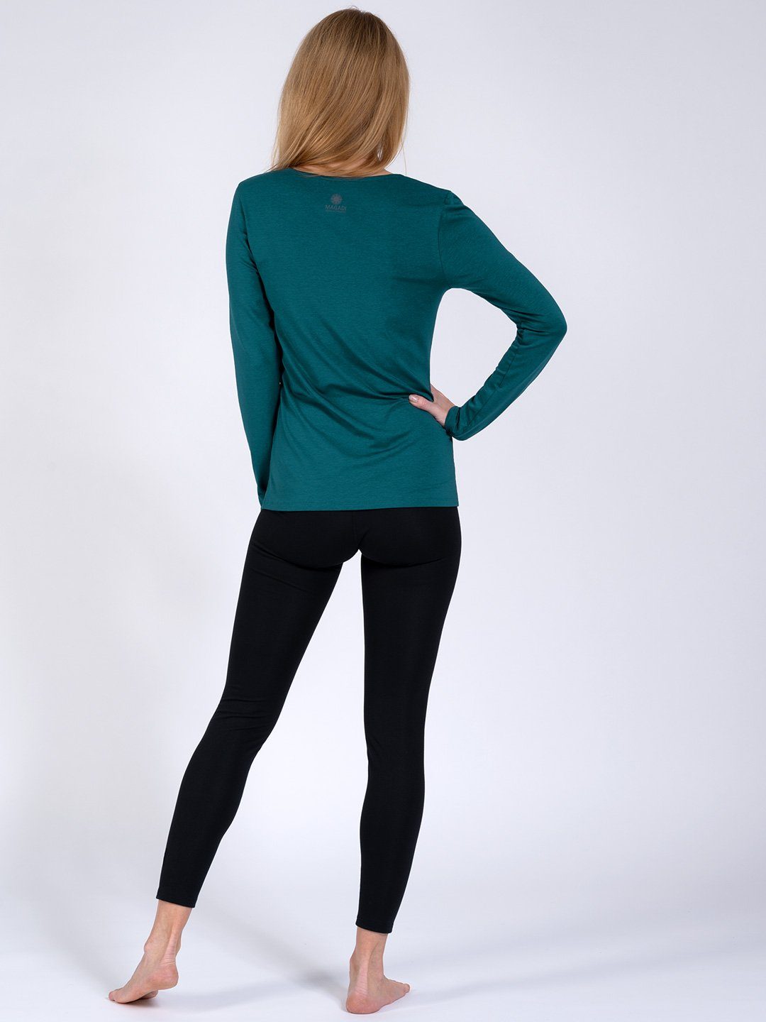 Magadi Yogashirt Jessie aus weichem Naturmaterial