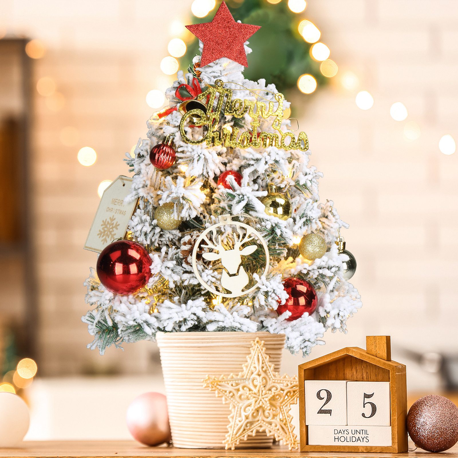 LALAHO Künstlicher Weihnachtsbaum 40cm Tisch-Weihnachtsbaum mit 30 warmweißen LEDs, Mini Künstlicher Tannenbaum 50 Zweige mit Schnee und Ornamenten