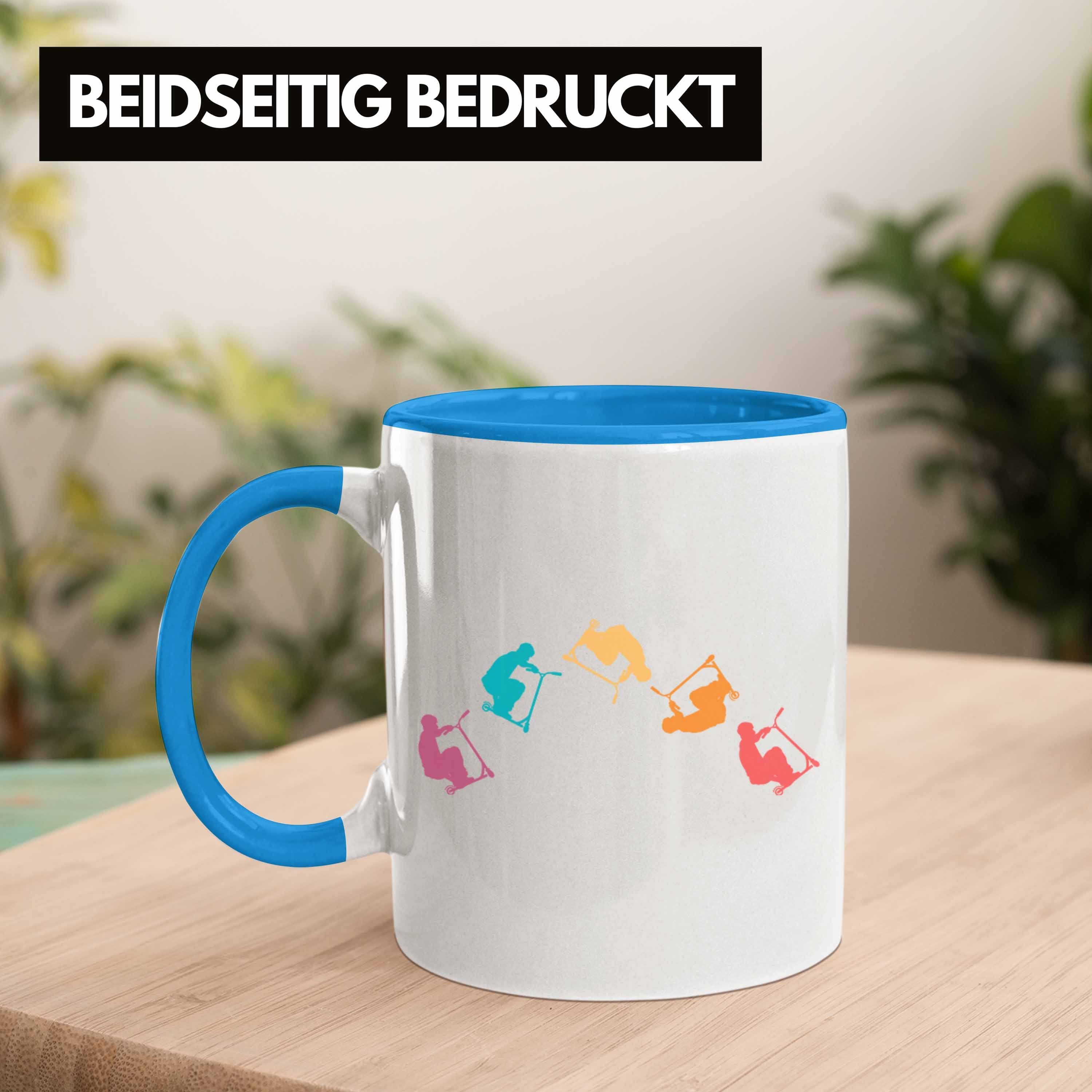 Trendation Tasse Trendation Scooter Scooterfahrer Geschenkidee Grafik - Jungs Profi Blau Scooting Geschenkidee Pro Geschenk Roller Scooterfahrer Tasse Fahrer